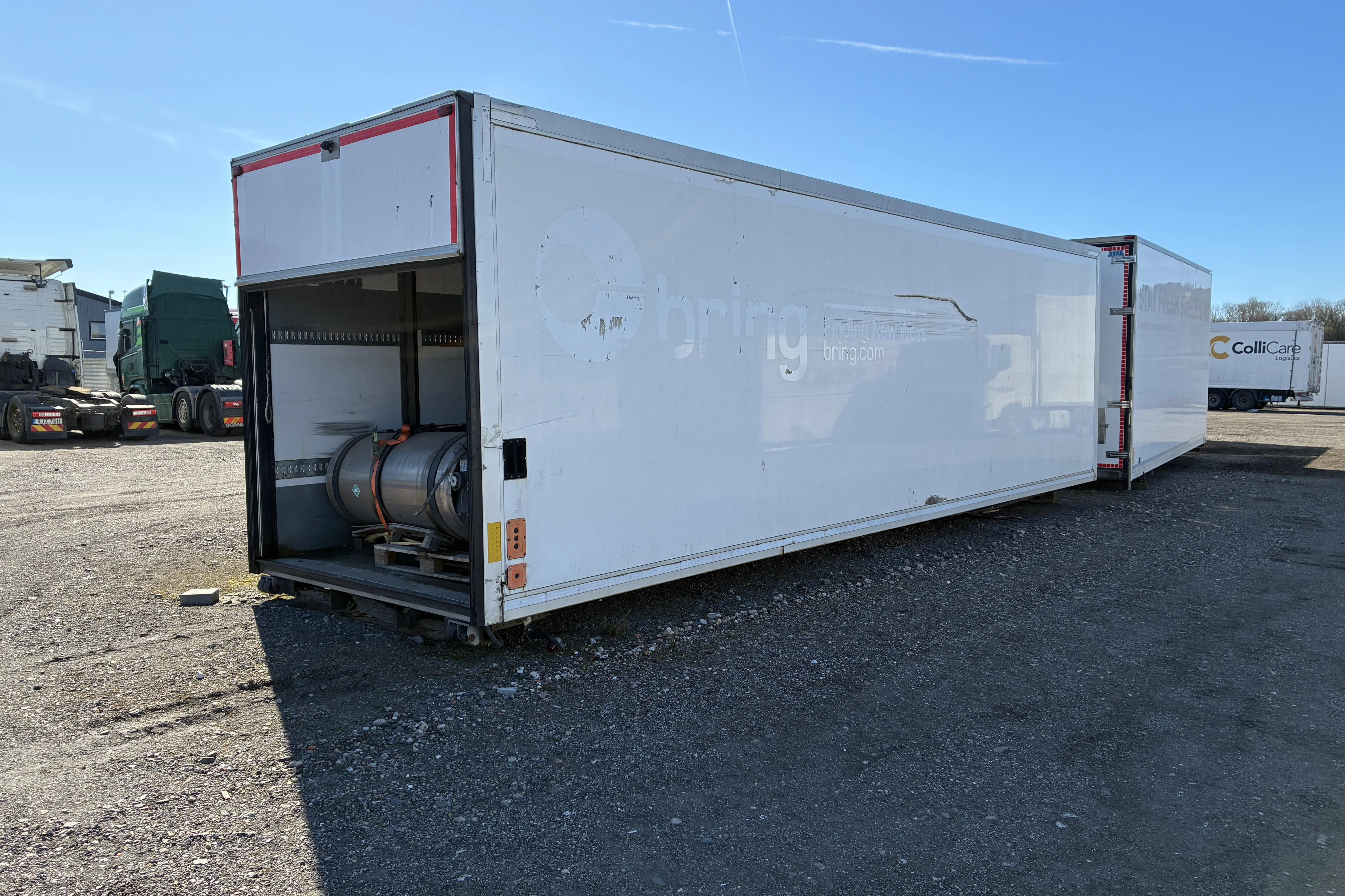 Presentation photo 2 of 14: FOKOR lastbilsskåp med kylaggregat - 0 km