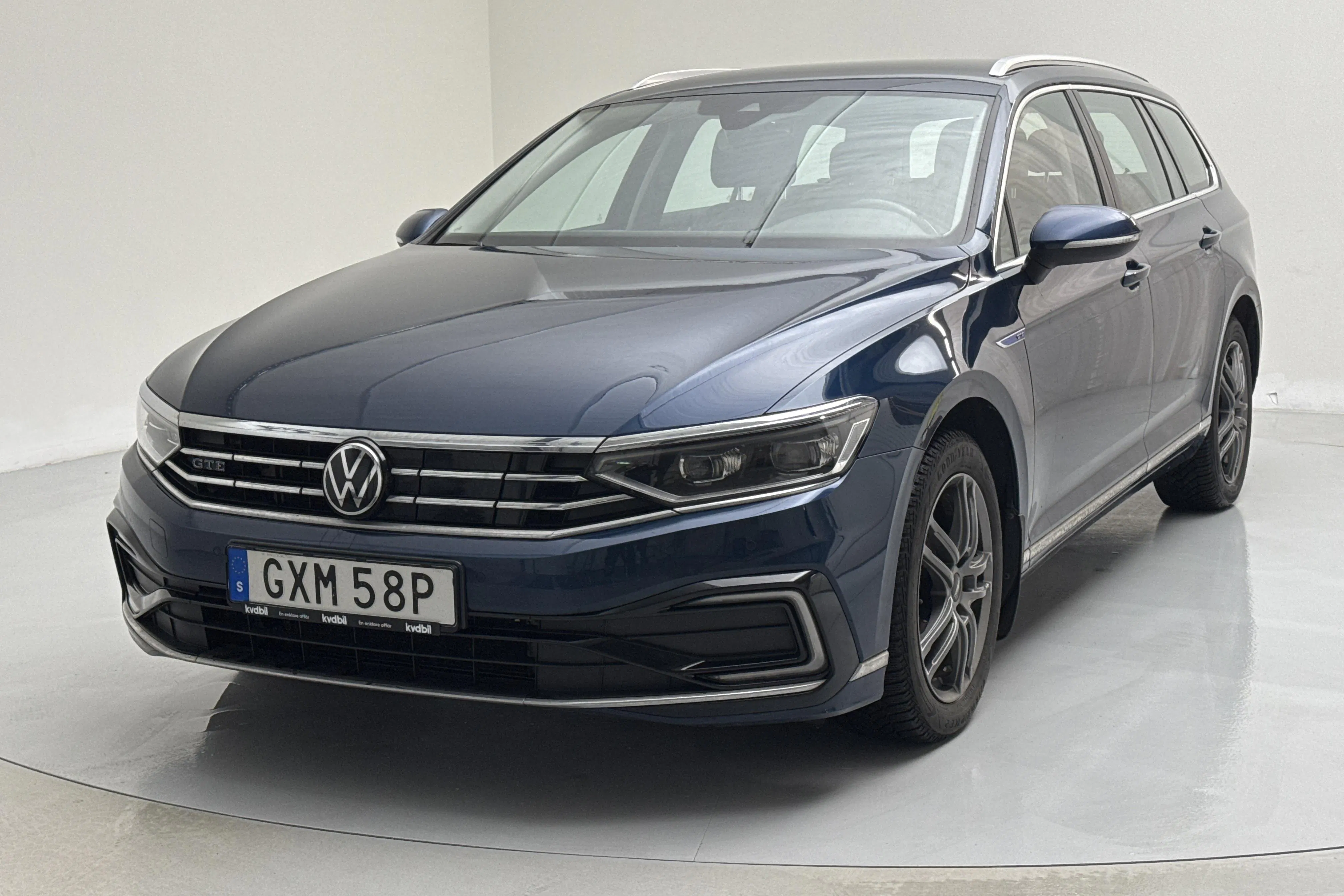 VW Passat 1.4 GTE Sportscombi (218hk)