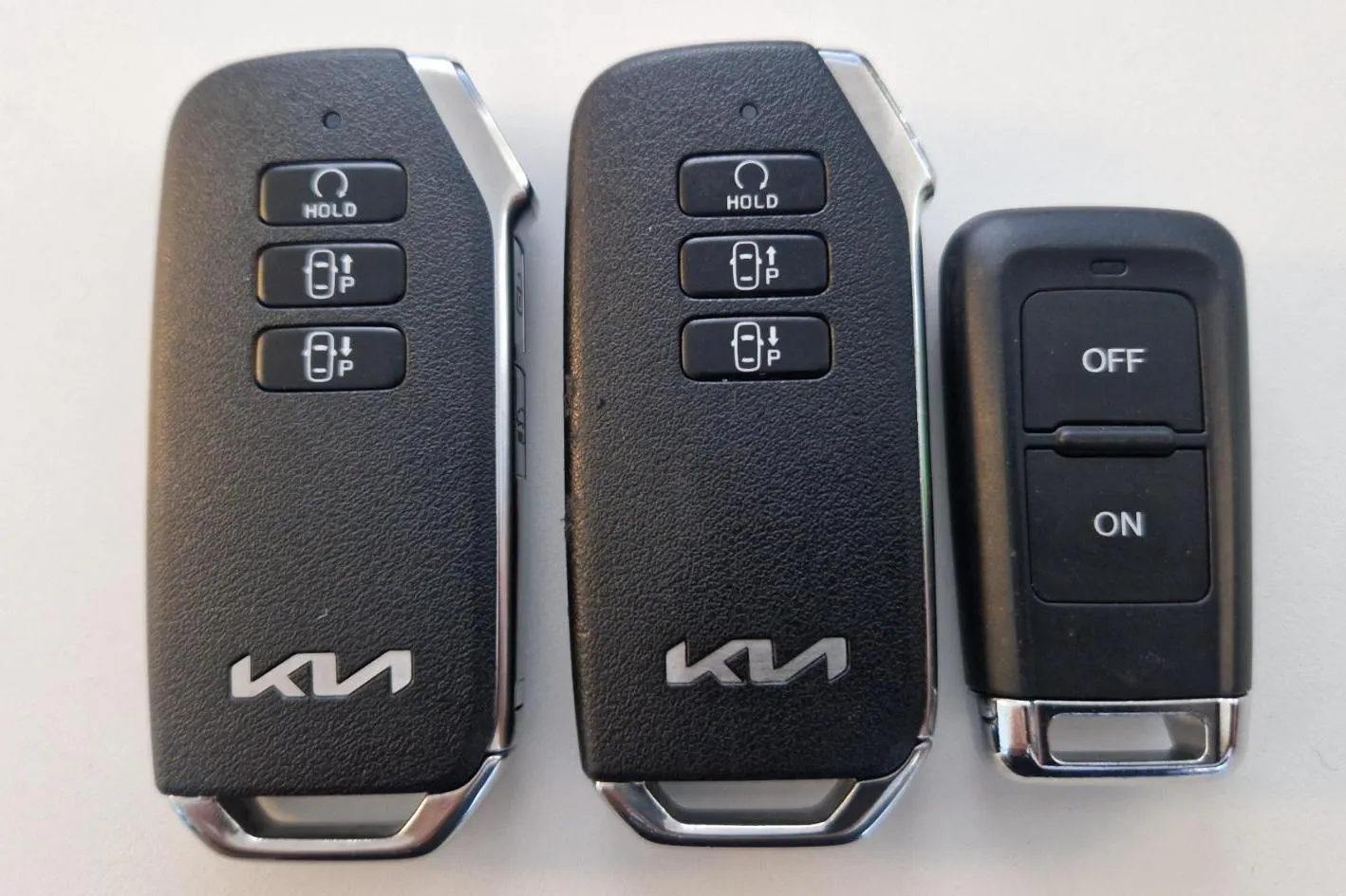 Presentation photo 23 of 23: KIA Sportage PHEV AWD (265hk) - 61 640 km - Automatic - white - 2025