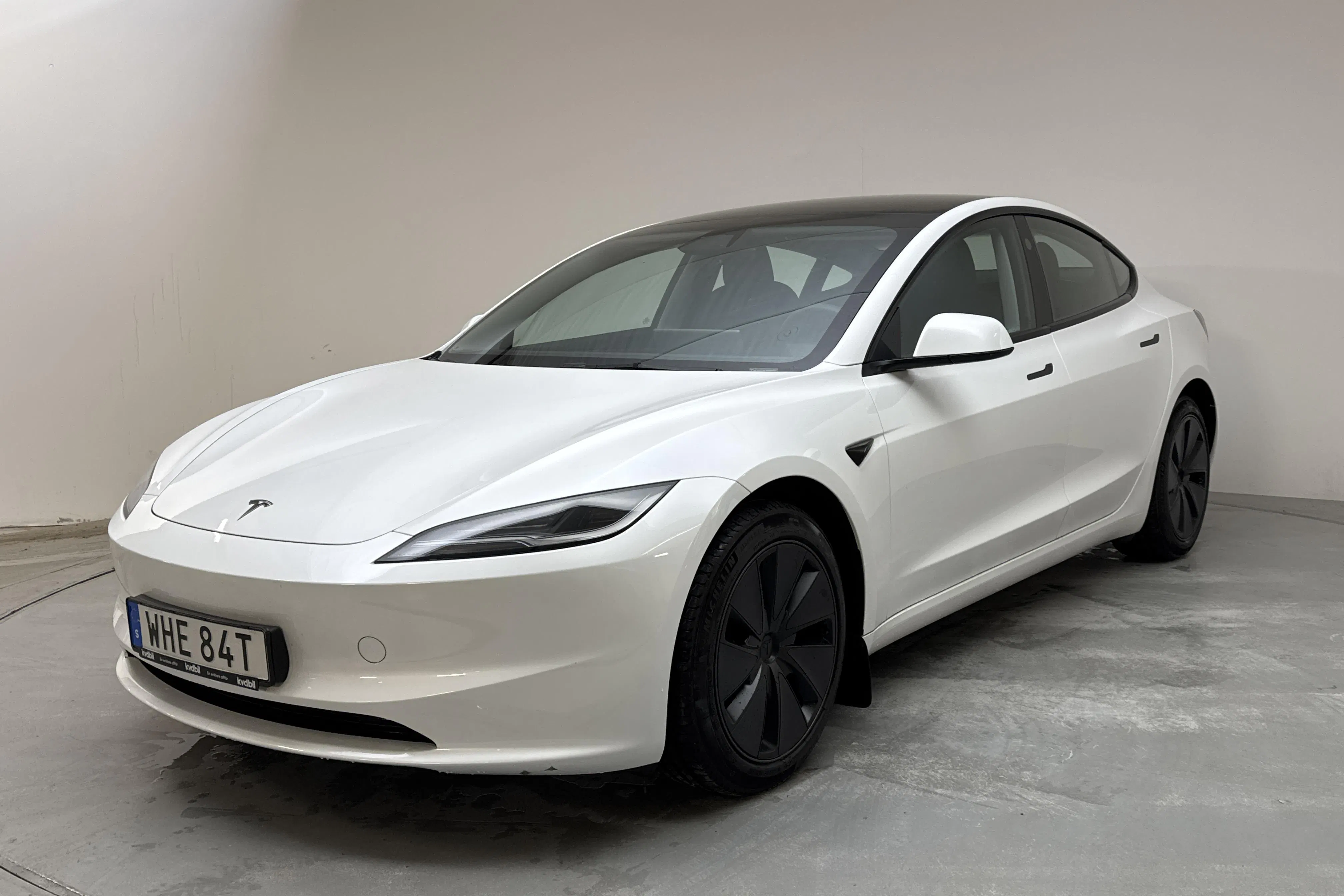 Presentation photo 1 of 19: Tesla Model 3 Long Range Dual Motor AWD - 93 950 km - Automatic - white - 2024
