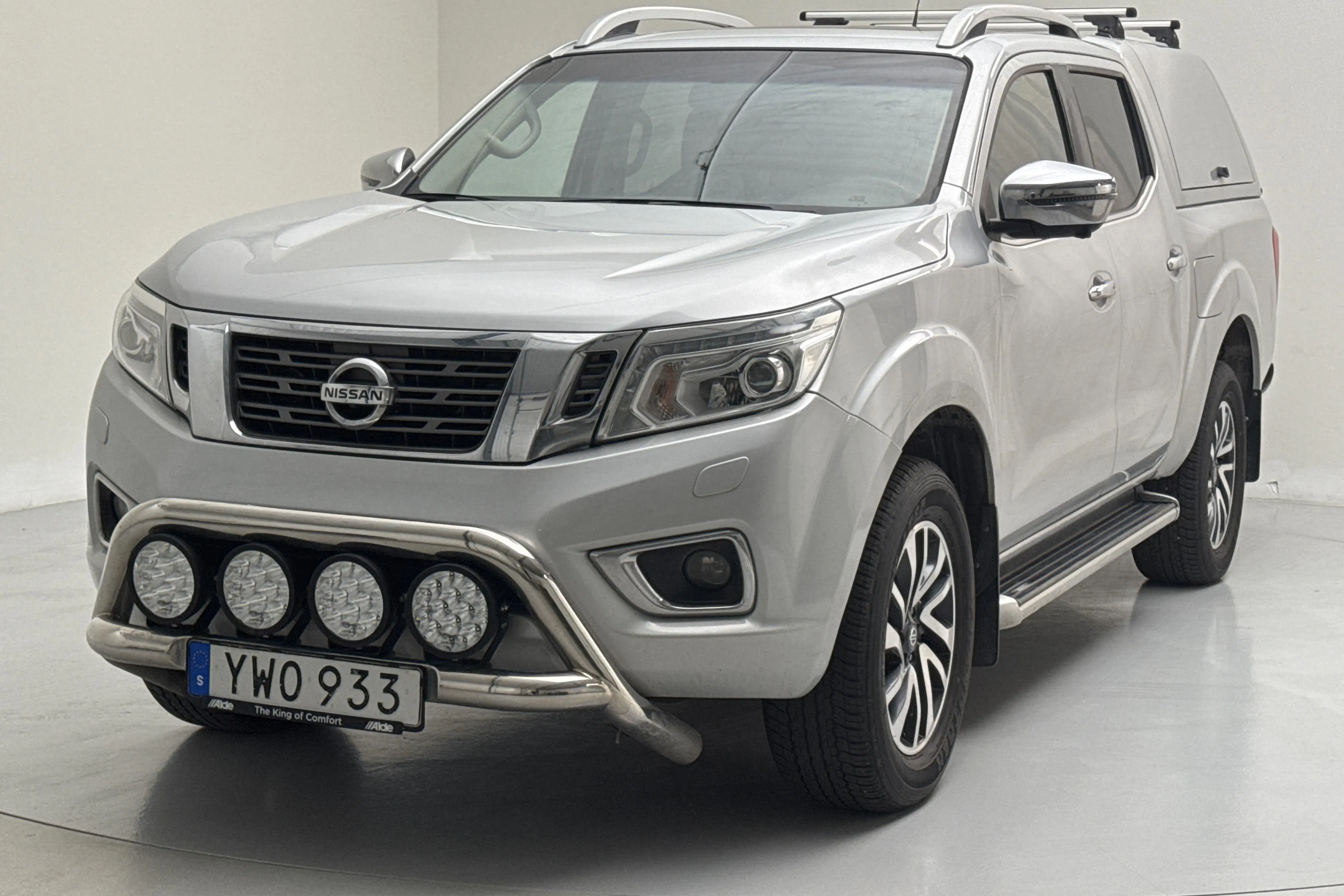 Presentationsfoto 1 av 16: Nissan Navara 2.3 dCi 4x4 (190hk) - 18 189 mil - Automat - silver - 2017