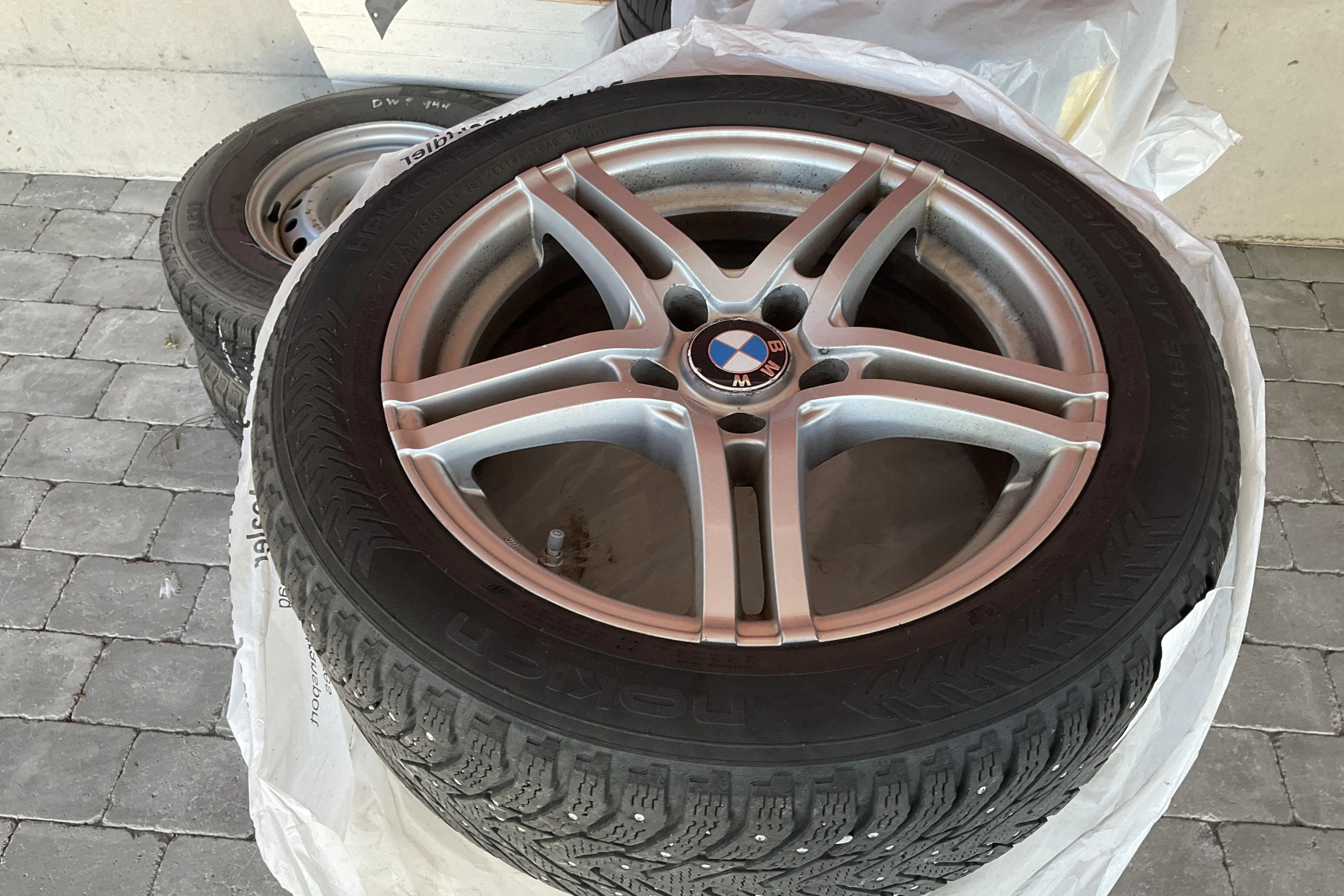 Presentationsfoto 19 av 19: BMW 420d Cabriolet, F33 (190hk) - 12 287 mil - Automat - blå - 2016