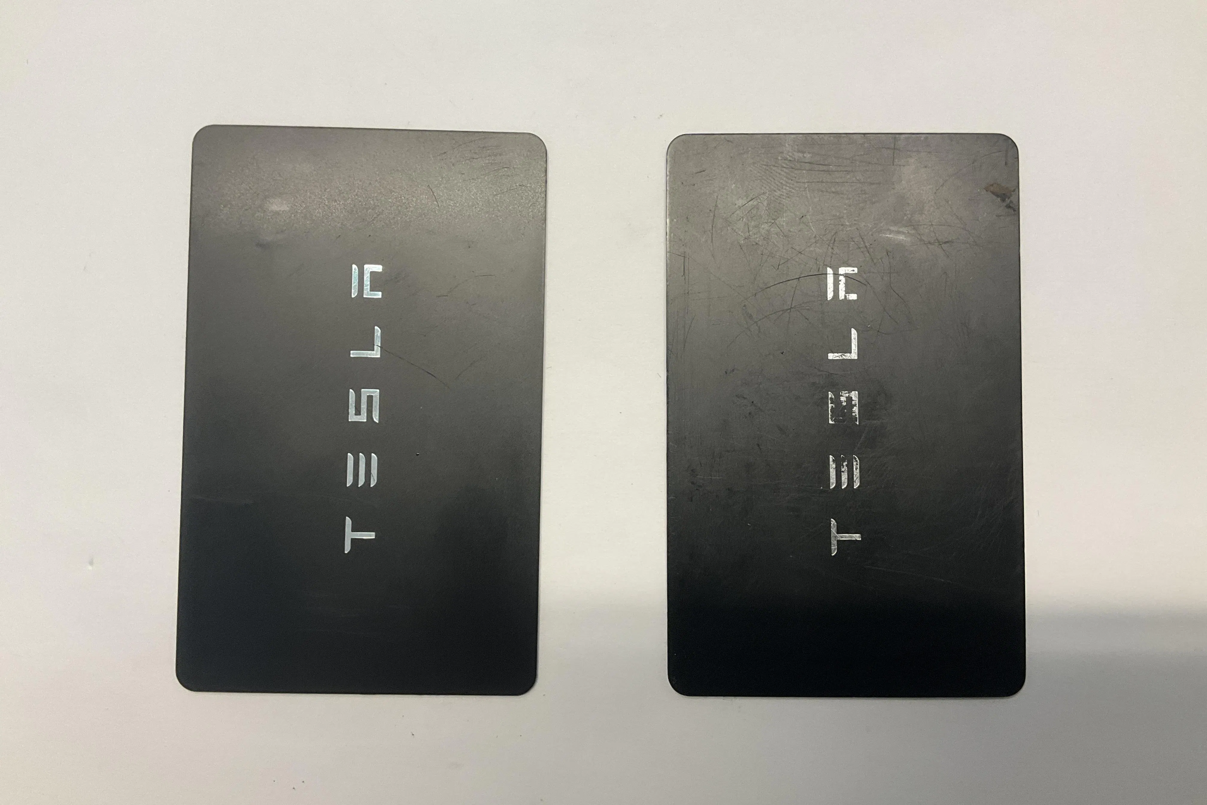 Presentation photo 20 of 20: Tesla Model 3 Long Range Dual Motor AWD - 155 140 km - Automatic - gray - 2021