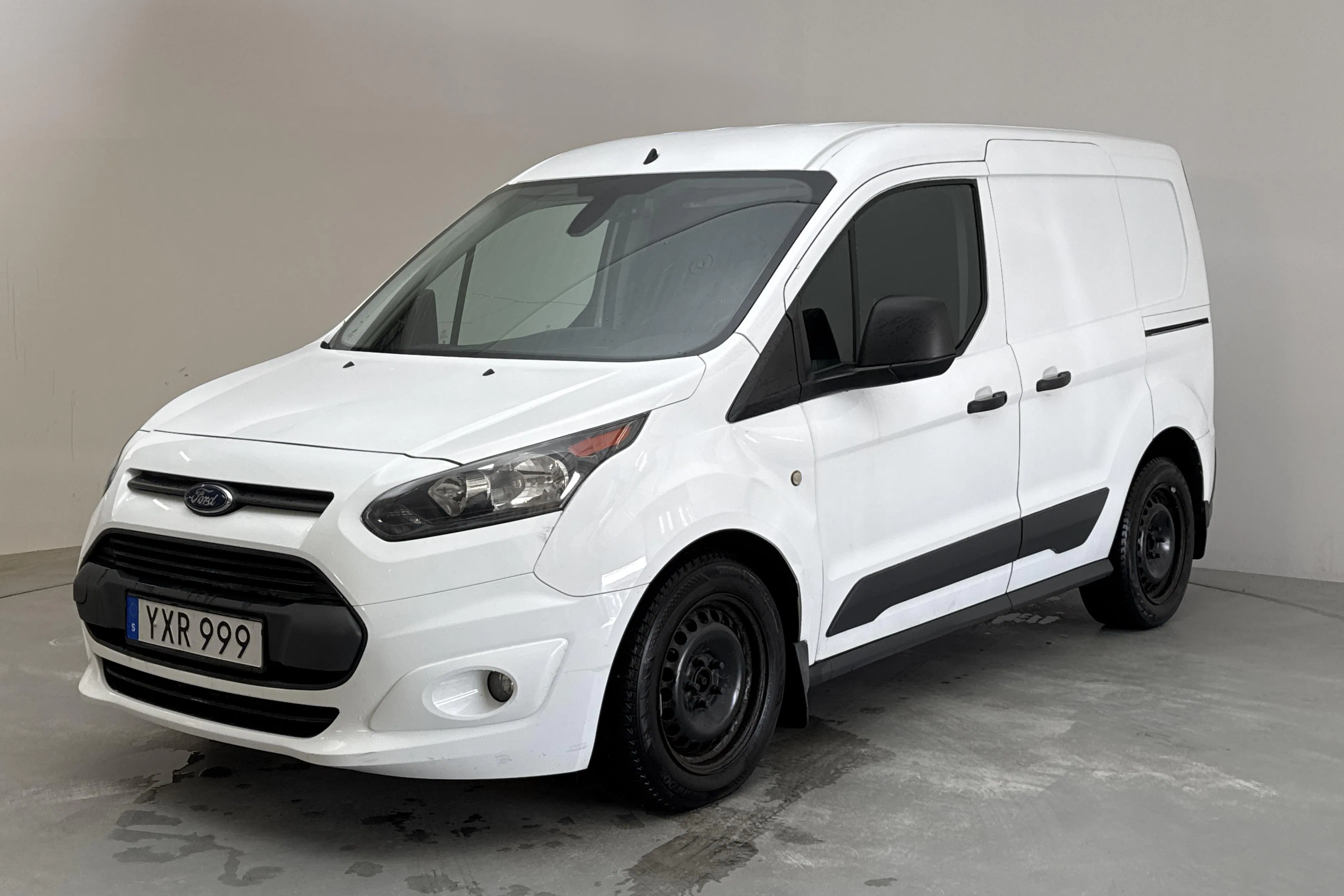 Presentation photo 1 of 12: Ford Transit Connect 1.5 TDCi (100hk) - 144 790 km - Manual - white - 2018