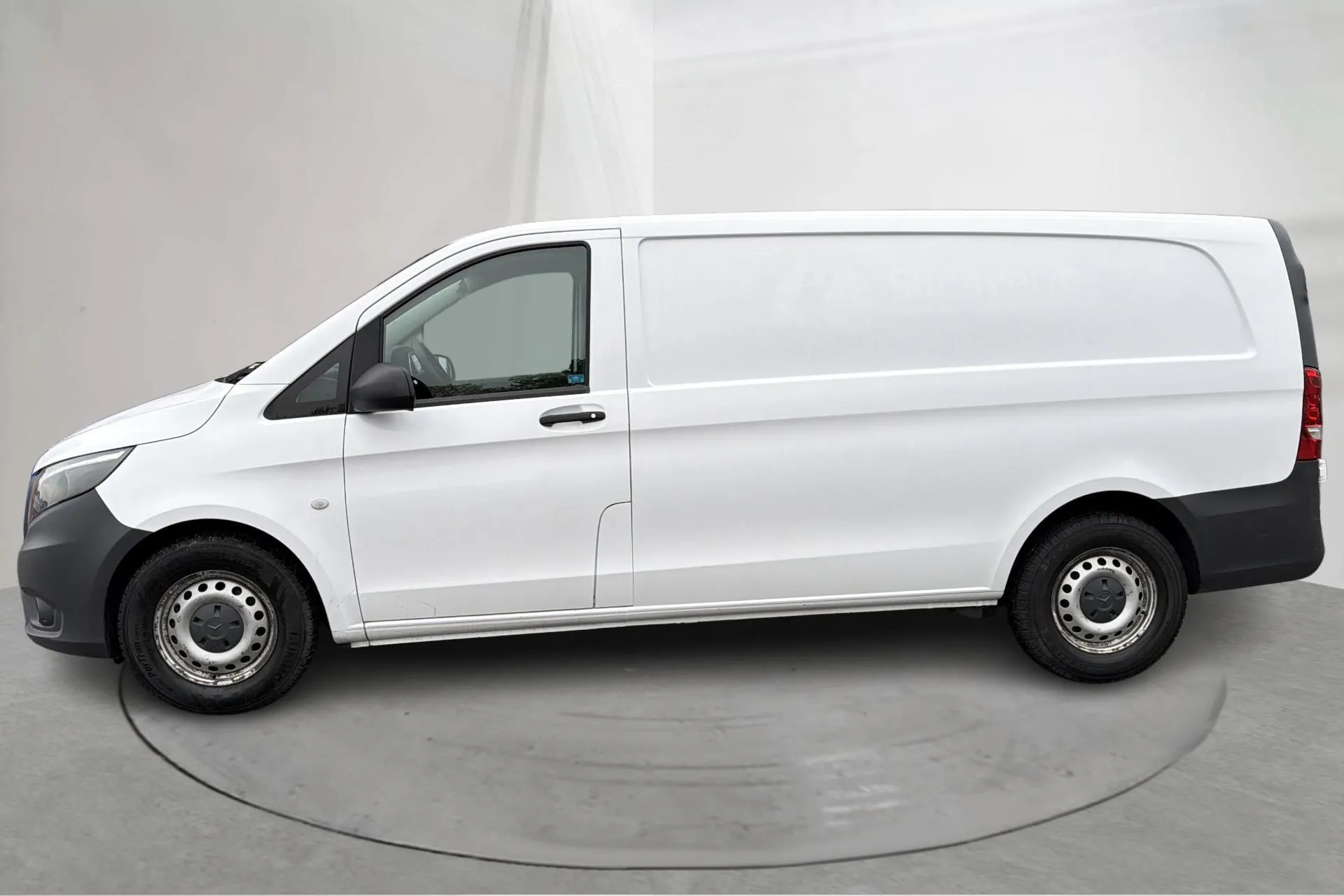 Presentation photo 2 of 12: Mercedes Vito 109 CDI W640 (88hk) - 182 710 km - Manual - white - 2019
