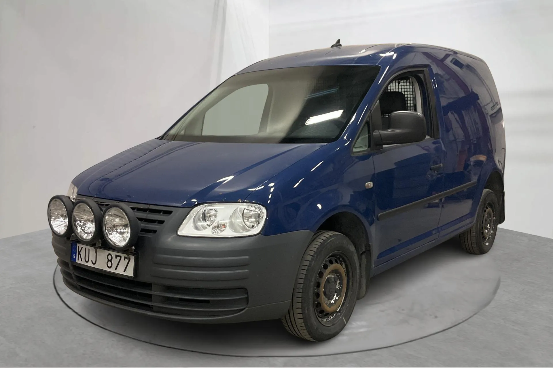 Presentationsfoto 1 av 14: VW Caddy 1.9 TDI Skåp 4motion (105hk) - 17 540 mil - Manuell - Dark Blue - 2010