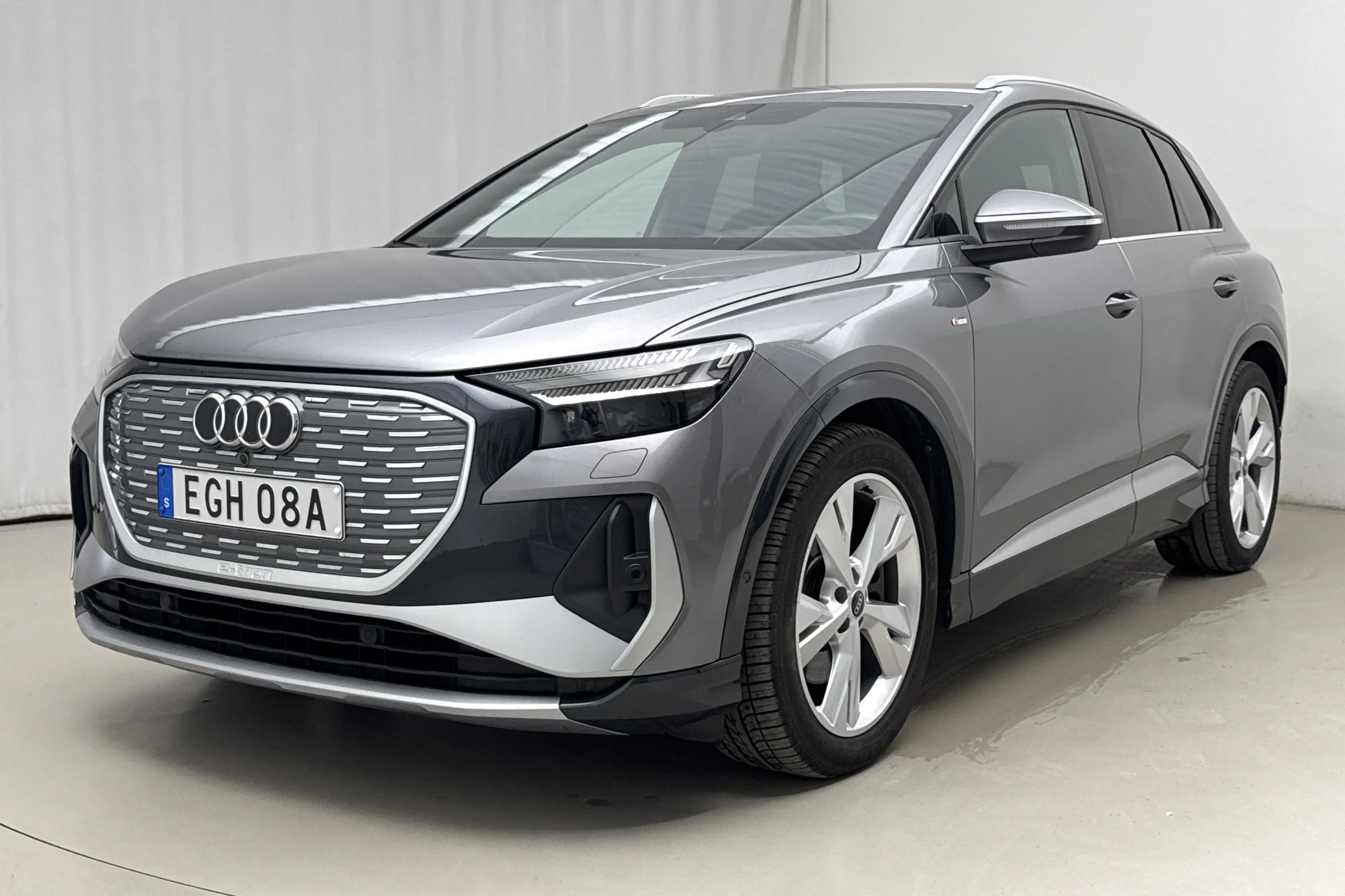 Audi Q4 50 e-tron quattro 77kWh (299hk)