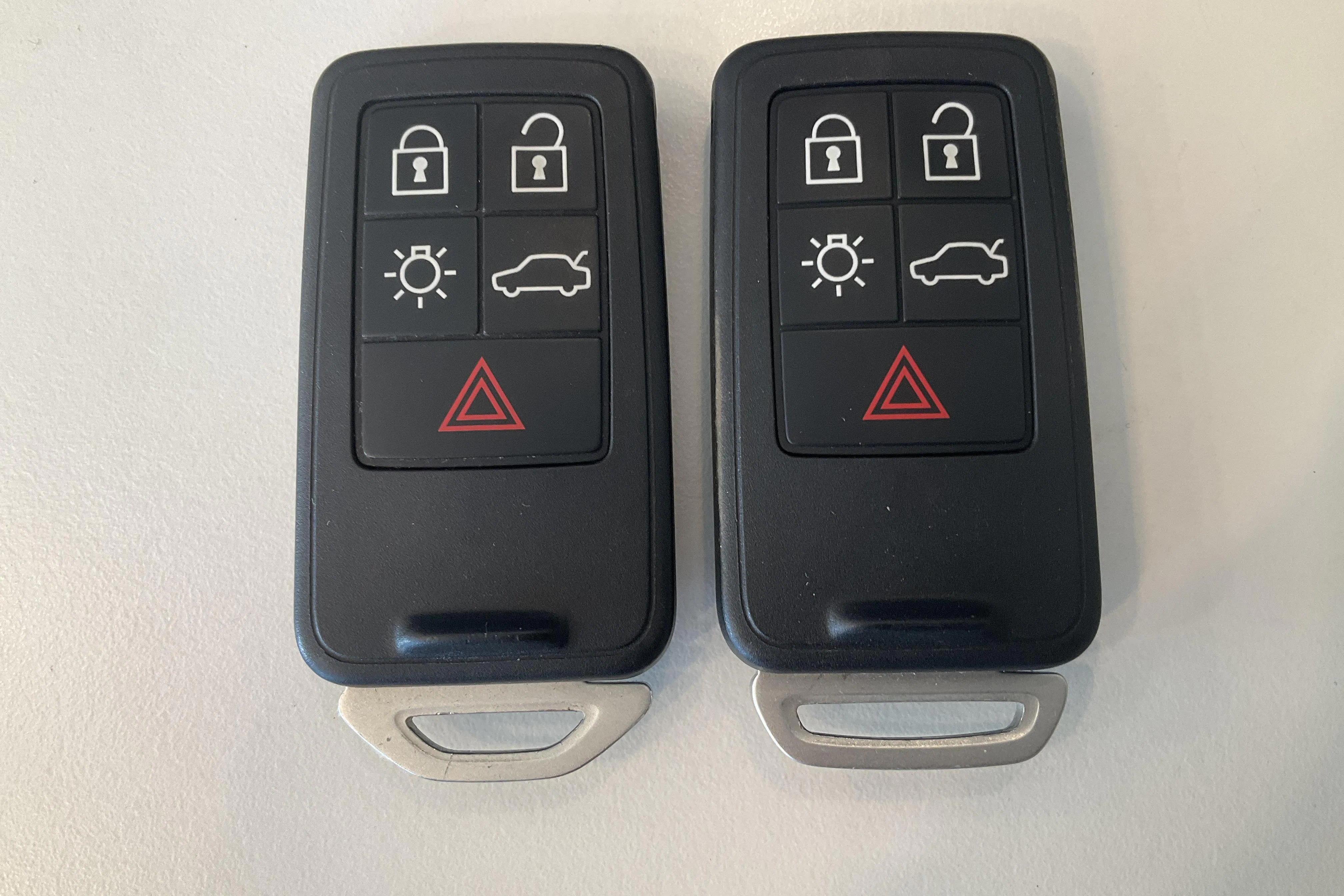 Presentation photo 15 of 15: Volvo V60 T3 (152hk) - 20 550 km - Manual - black - 2018