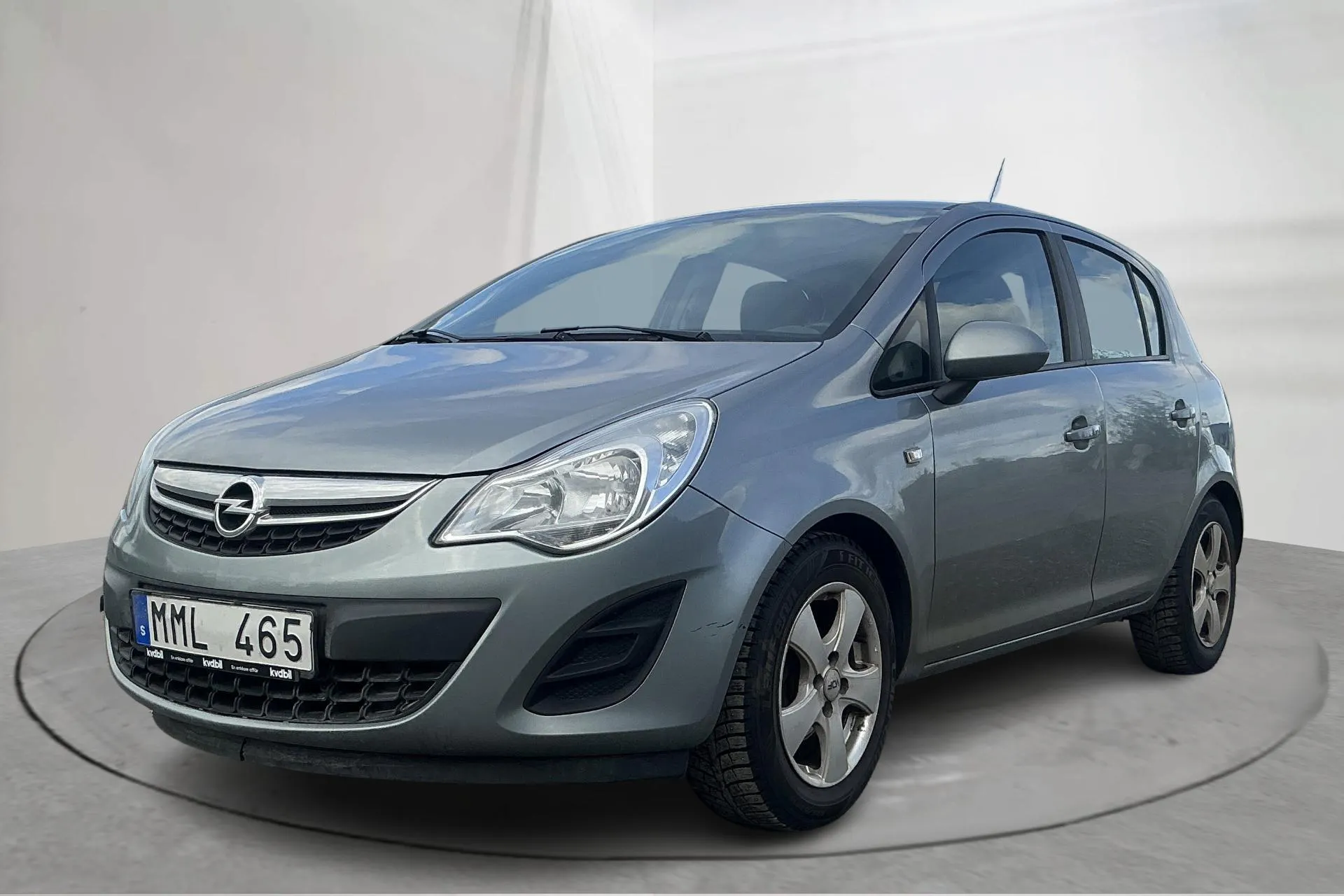 Presentation photo 1 of 14: Opel Corsa 1.2 Twinport 5dr (85hk) - 123 600 km - Manual - gray - 2012