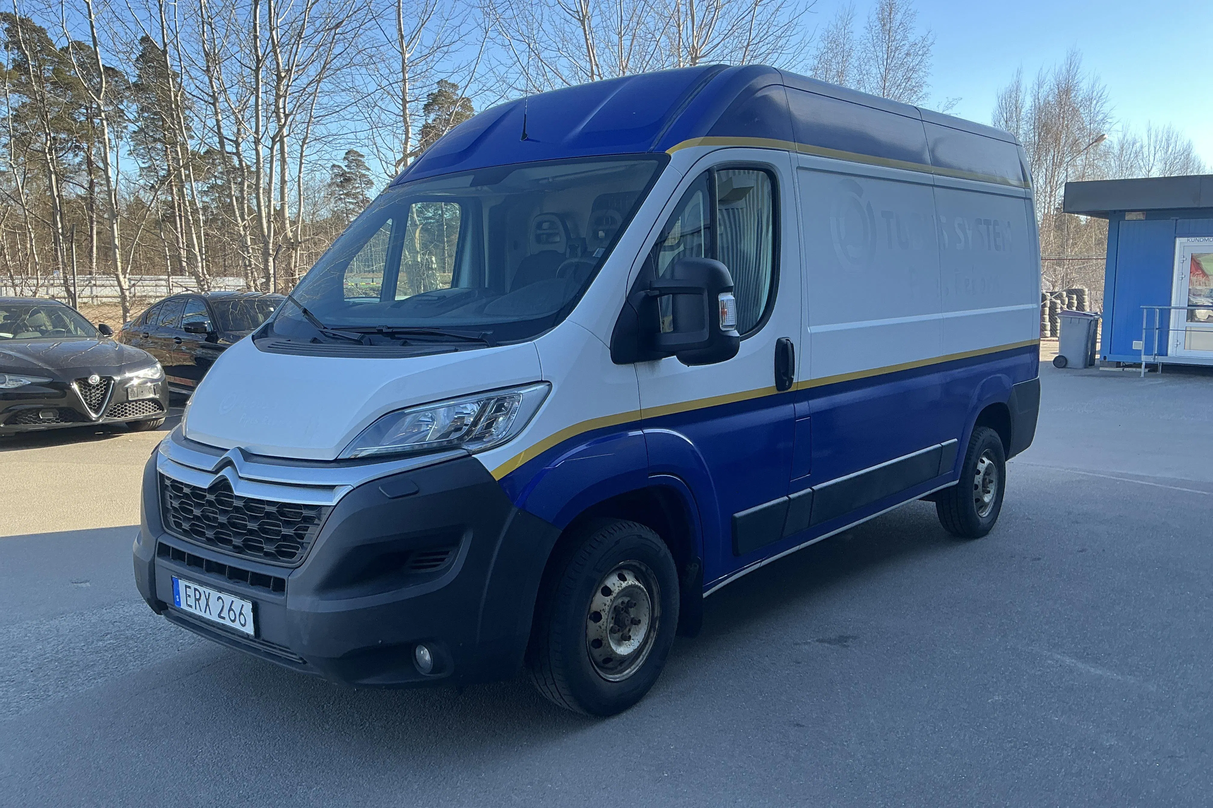 Presentationsfoto 1 av 17: Citroën Jumper III 2.0 HDi Skåp (130hk) - 14 268 mil - Manuell - vit - 2019