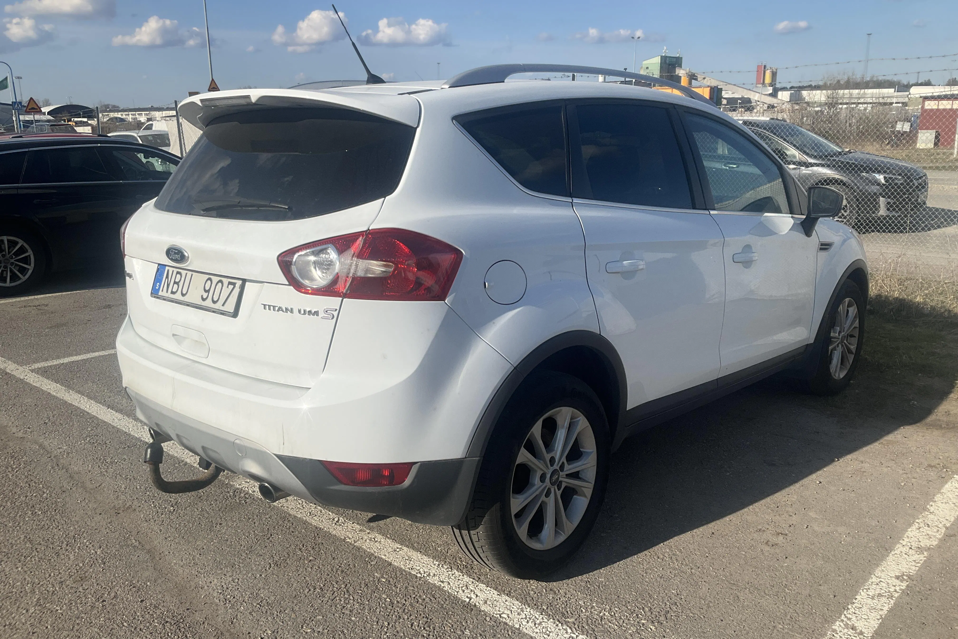 Presentation photo 2 of 10: Ford Kuga 2.0 TDCi AWD (163hk) - 155 350 km - Automatic - white - 2013