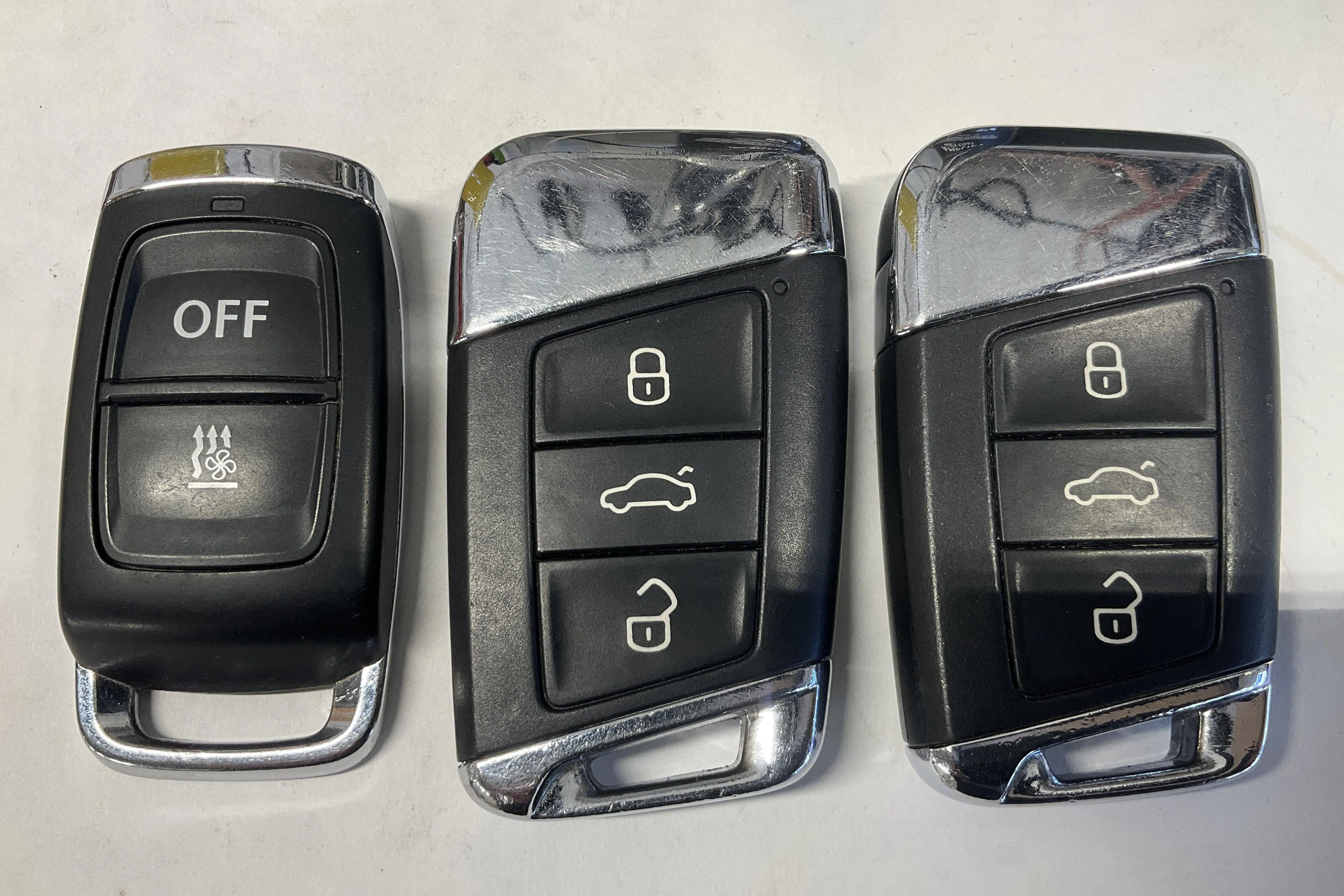 Presentationsfoto 17 av 17: VW Arteon 2.0 TDI 4MOTION (240hk) - 16 206 mil - Automat - Dark Blue - 2018