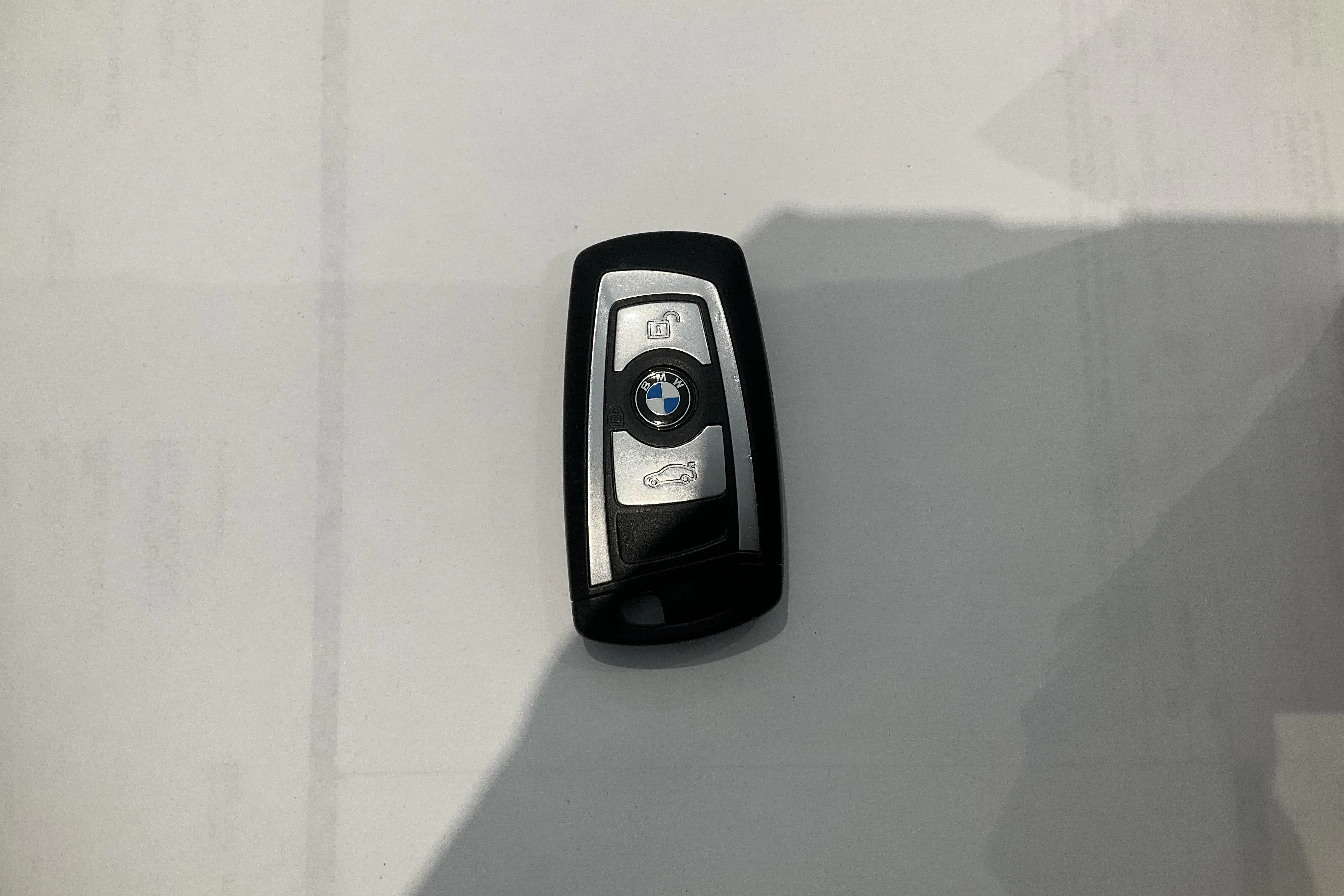 Presentationsfoto 12 av 12: BMW 328i Touring, F31 (245hk) - 12 762 mil - Automat - vit - 2013