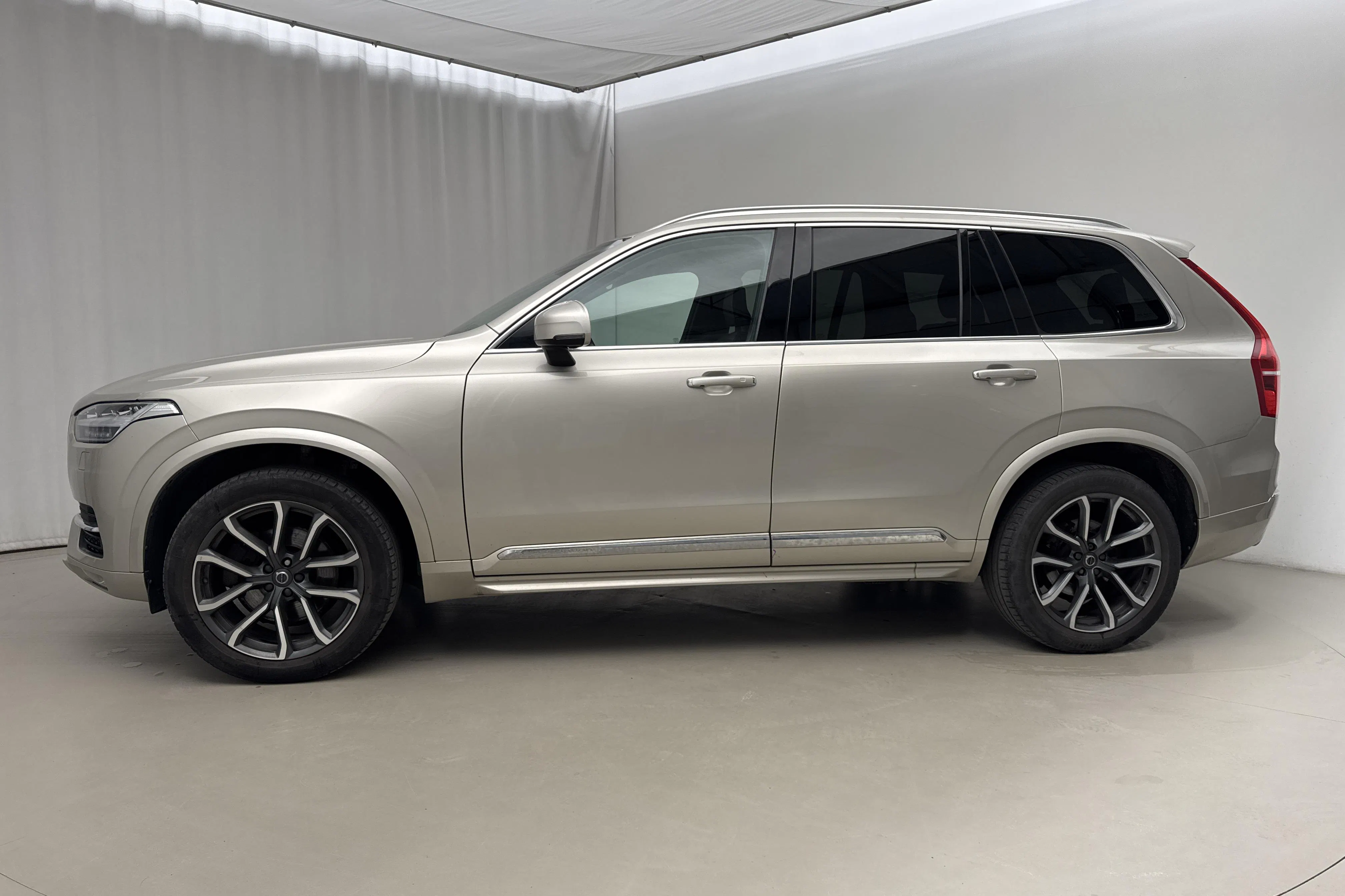 Presentation photo 2 of 21: Volvo XC90 D5 AWD (225hk) - 156 960 km - Automatic - Light Brown - 2016