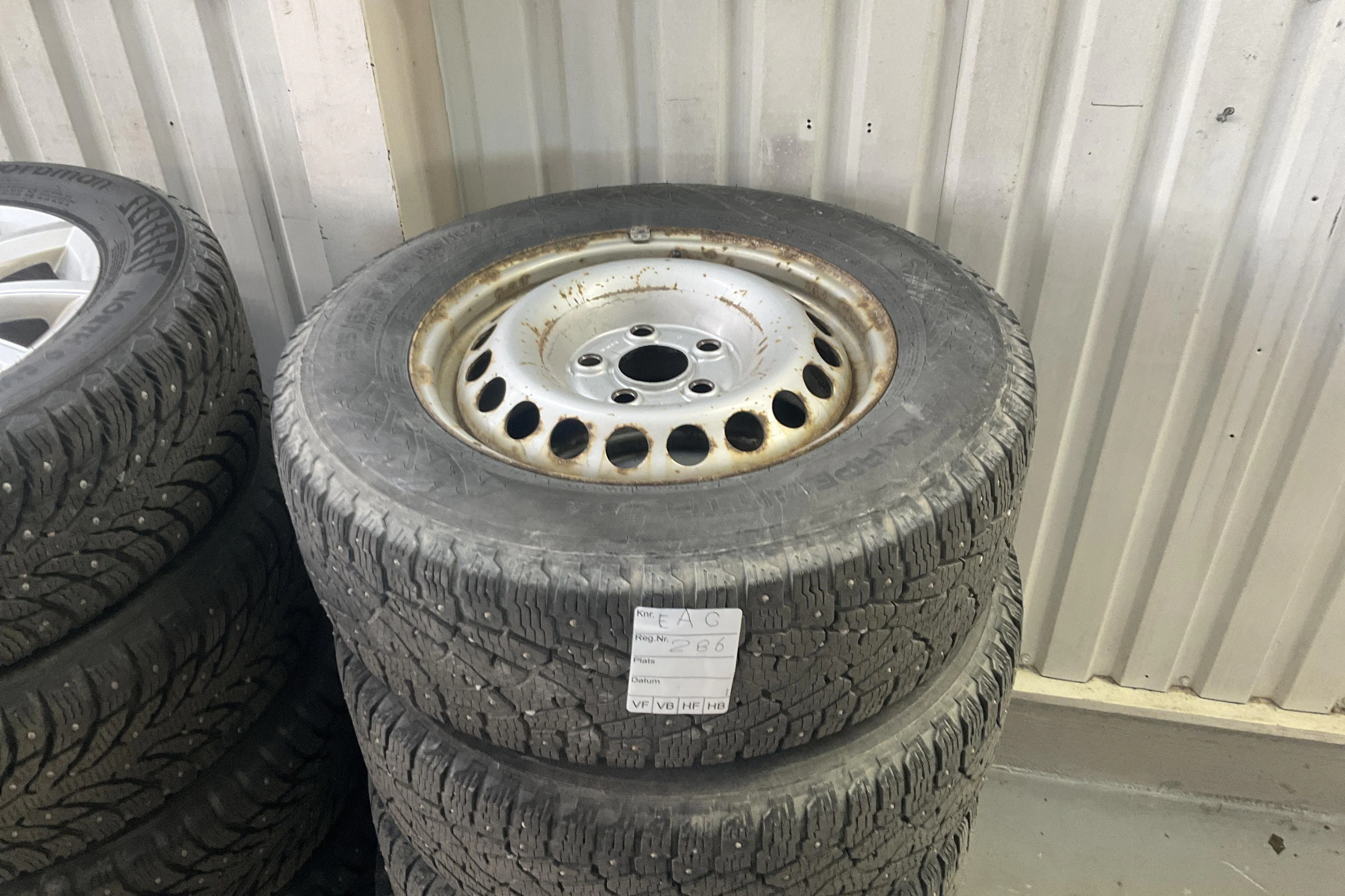 Presentationsfoto 11 av 11: VW Transporter T6 2.0 TDI BMT Skåp 4MOTION (150hk) - 16 563 mil - Manuell - vit - 2017