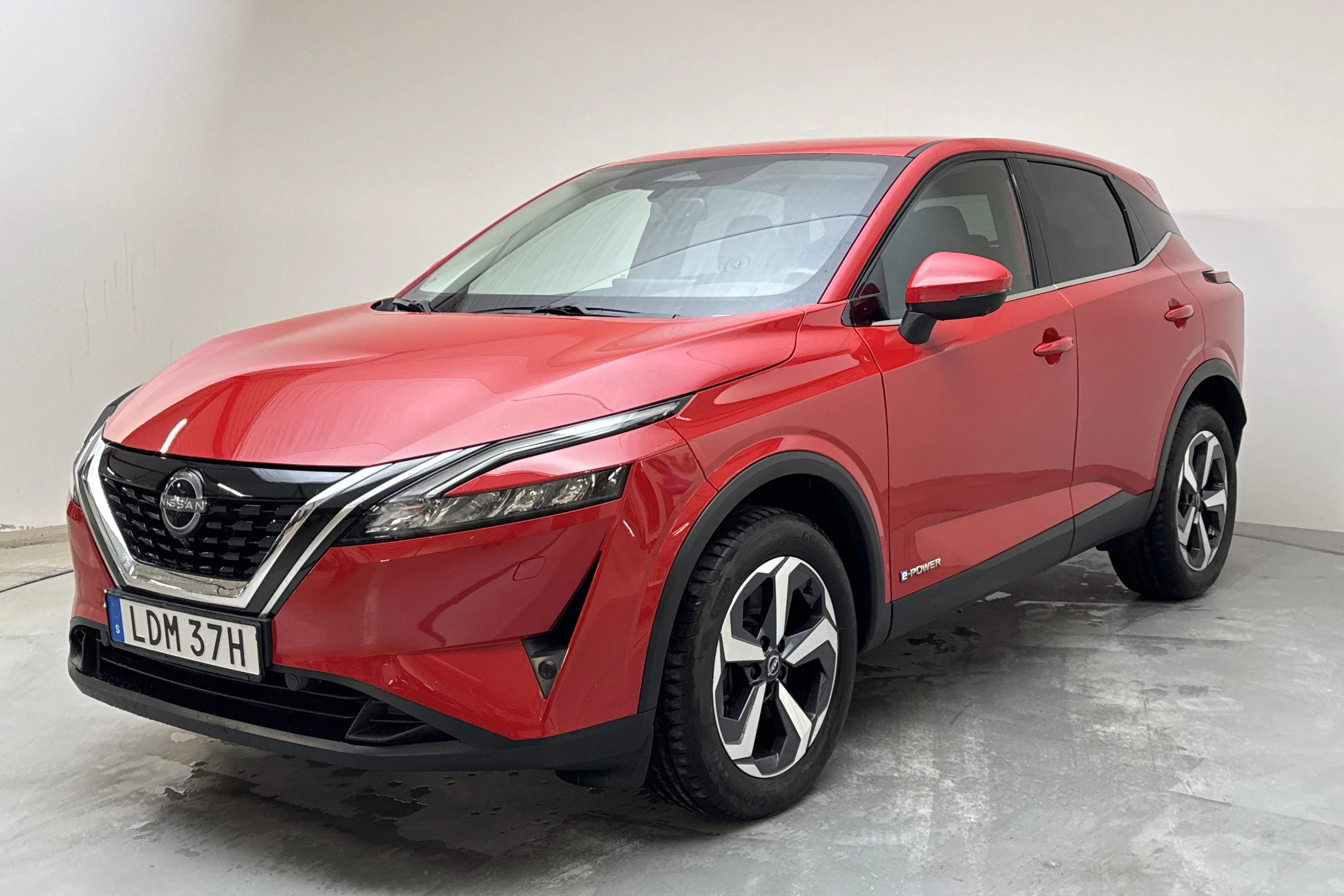 Esitlusfoto 1 aadressil 16: Nissan Qashqai e-power (190hk) - 30 520 km - Automaatne - punane - 2023