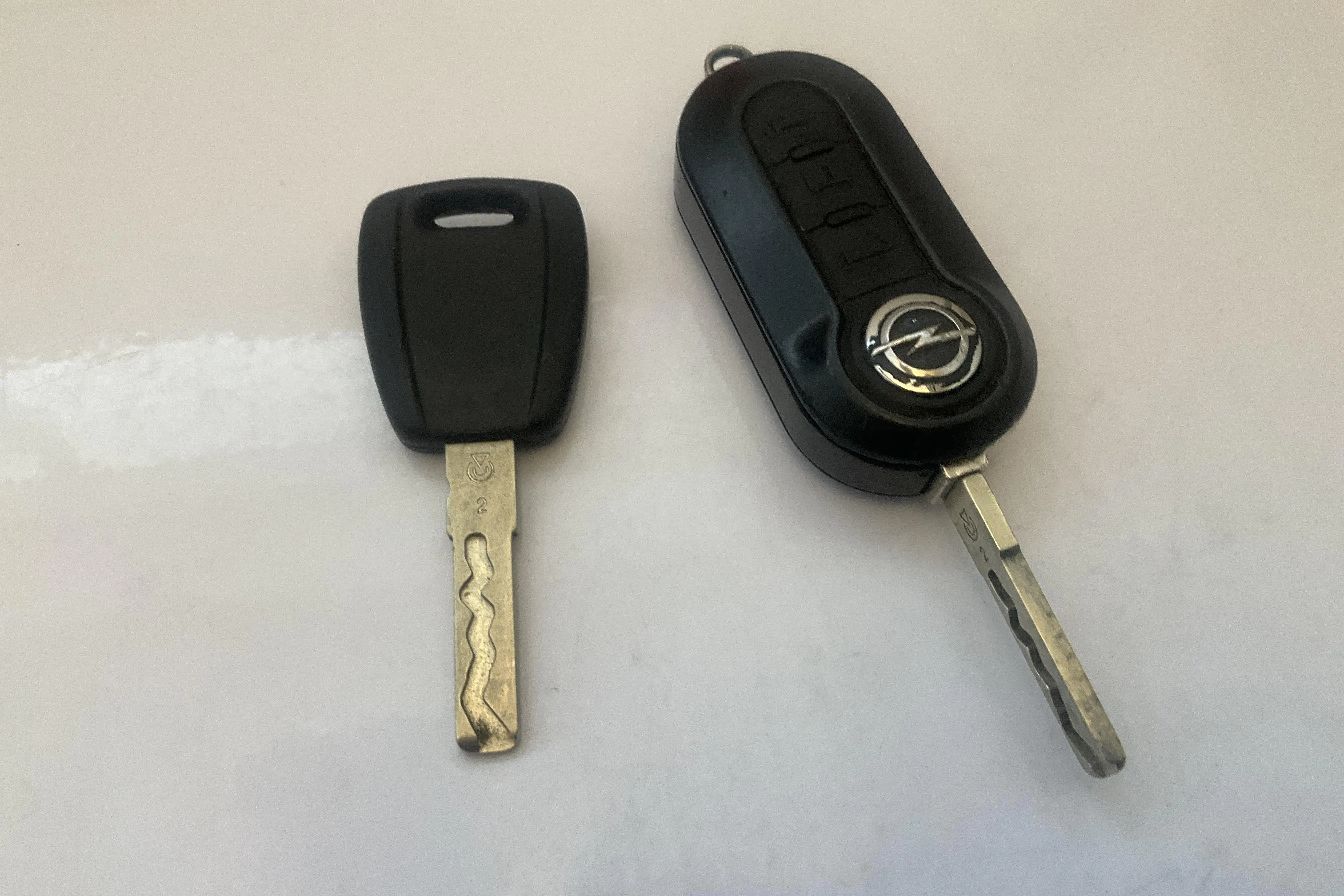 Presentation photo 12 of 12: Opel Combo 1.3 CDTI Skåp (95hk) - 104 300 km - Manual - white - 2017