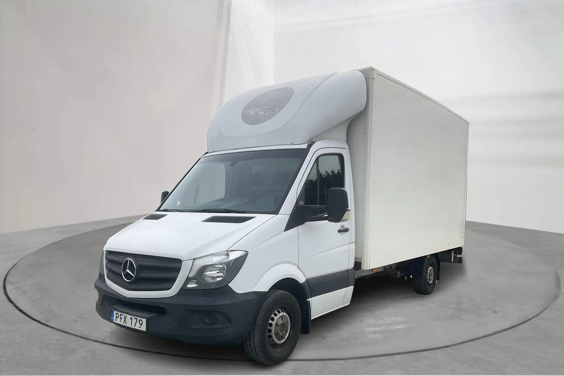 Presentation photo 1 of 12: Mercedes Sprinter 316 CDI Volymskåp (163hk) - 164 710 km - Automatic - white - 2017