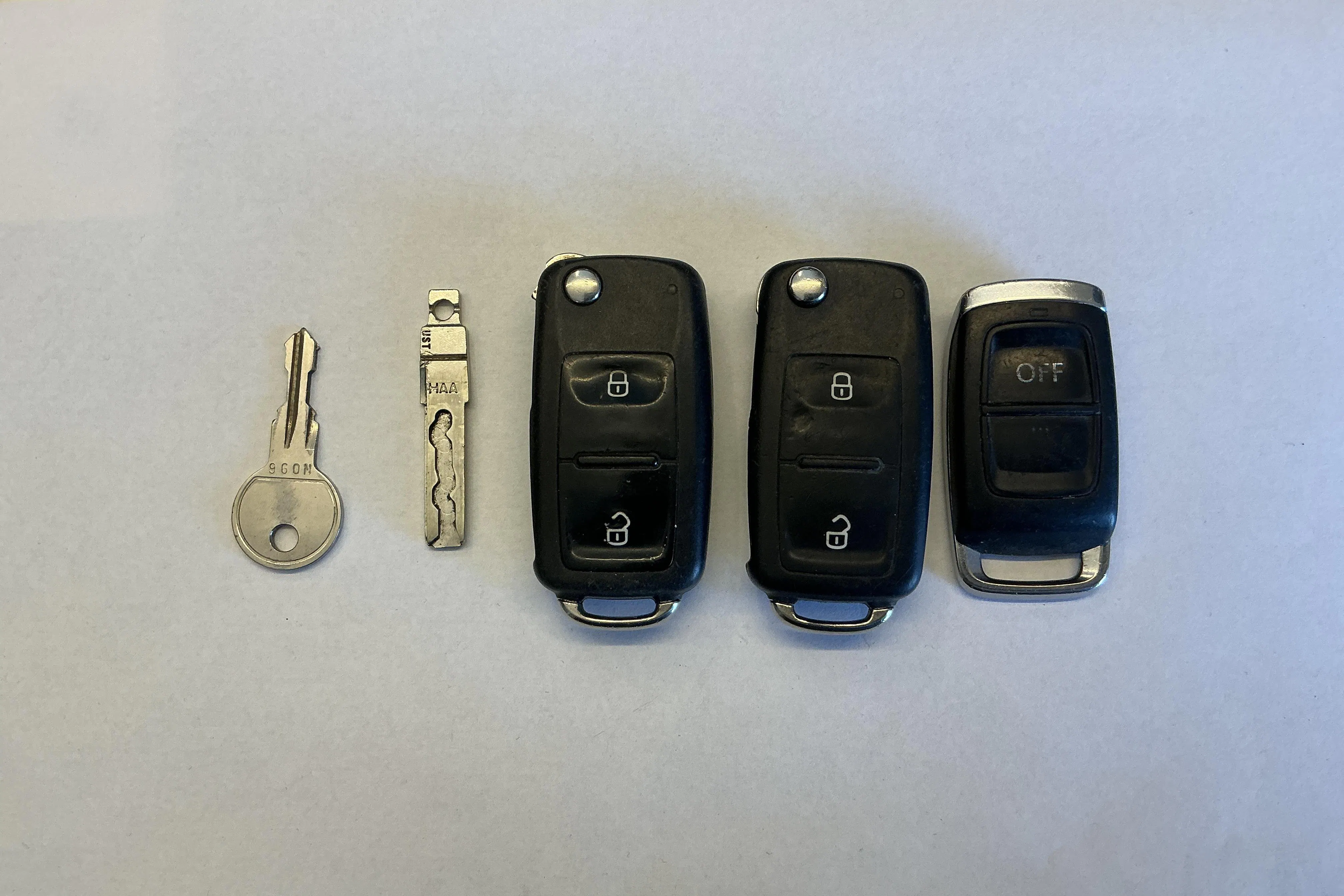 Esittelykuva 15 osoitteesta 15: VW Transporter T6 2.0 TDI BMT Skåp 4MOTION (150hk) - 188 750 km - Automaattinen - musta - 2017