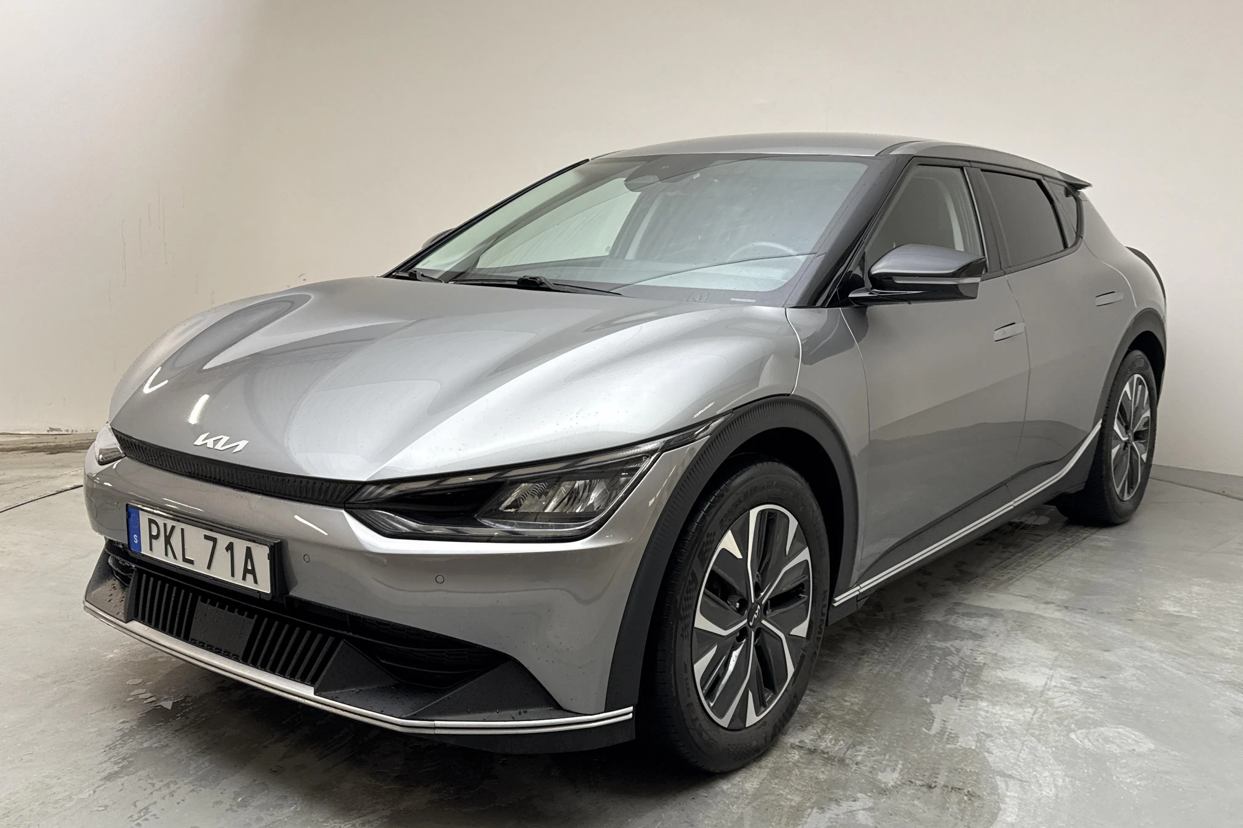 KIA EV6 AWD (325hk)