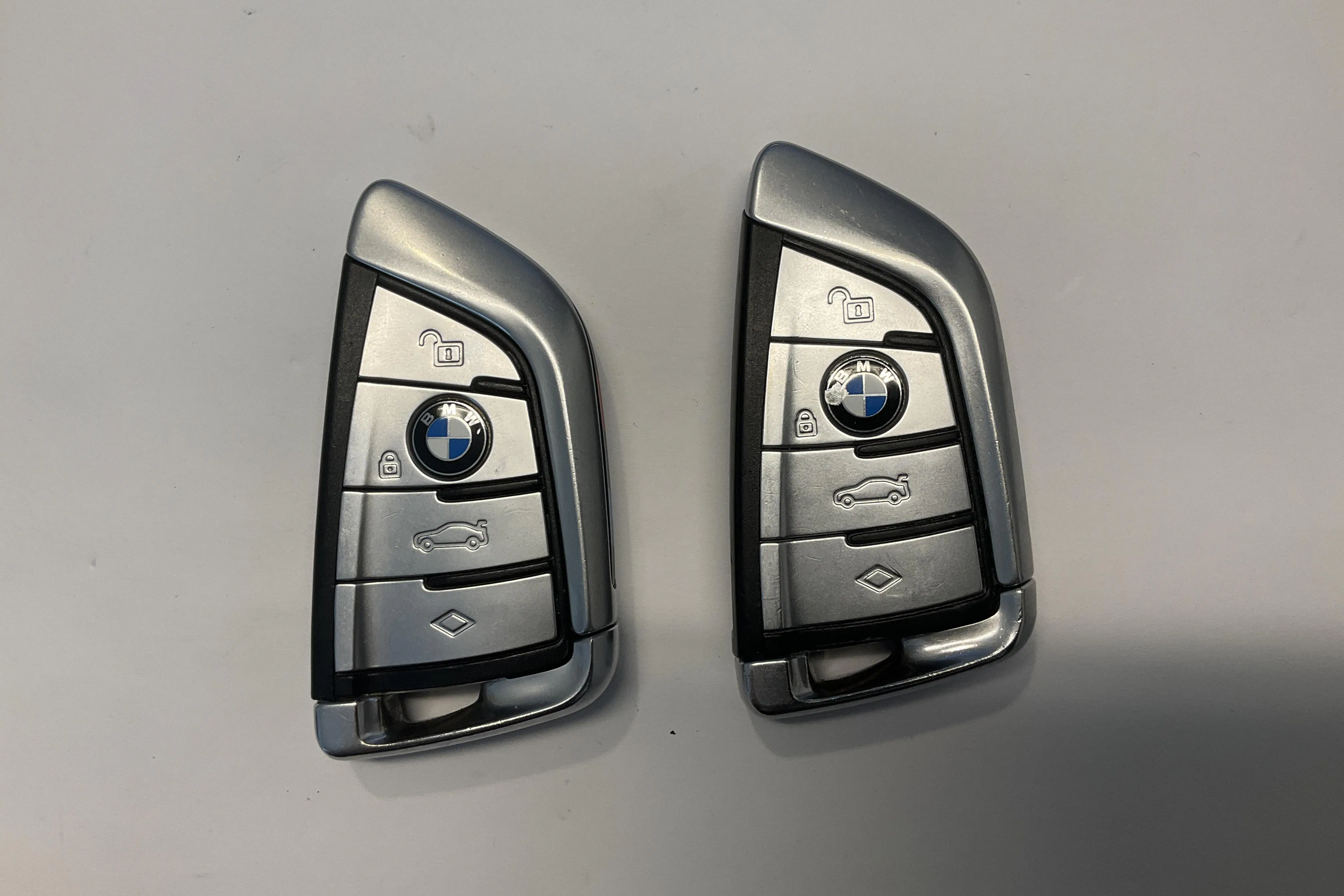 Presentation photo 18 of 18: BMW 530e iPerformance Sedan, G30 12kWh (252hk) - 168 100 km - Automatic - white - 2020