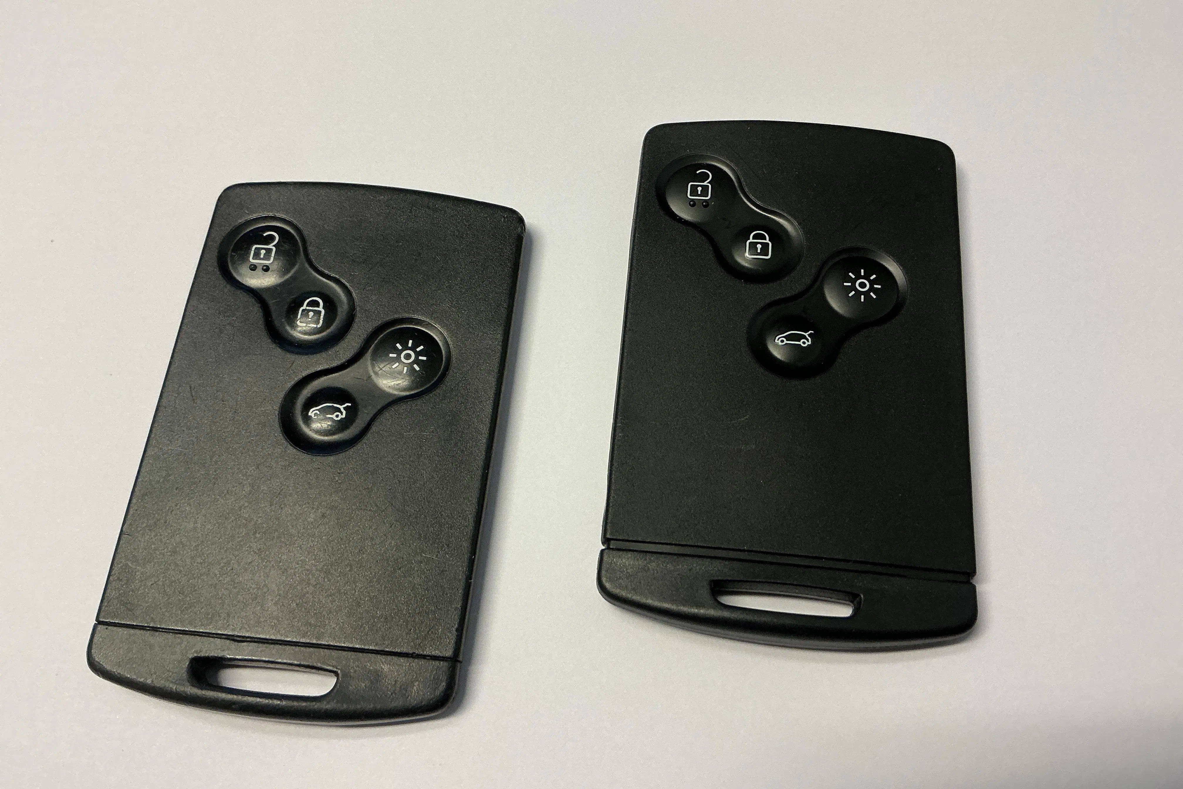 Presentation photo 15 of 15: Renault Captur 0.9 TCe (90hk) - 82 560 km - Manual - white - 2019