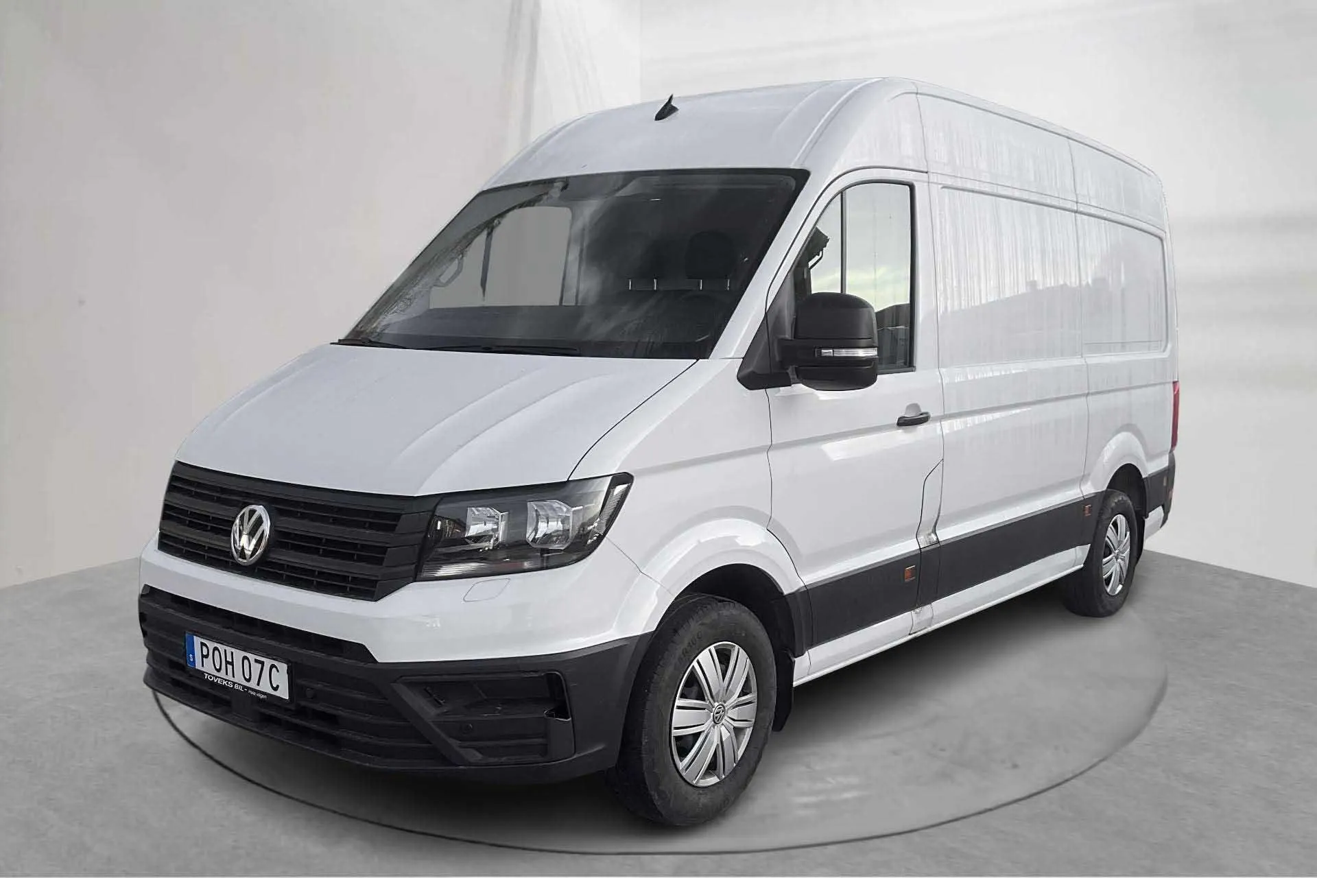 Presentationsfoto 1 av 14: VW Crafter 35 2.0 TDI Skåp (102hk) - 5 360 mil - Manuell - vit - 2024