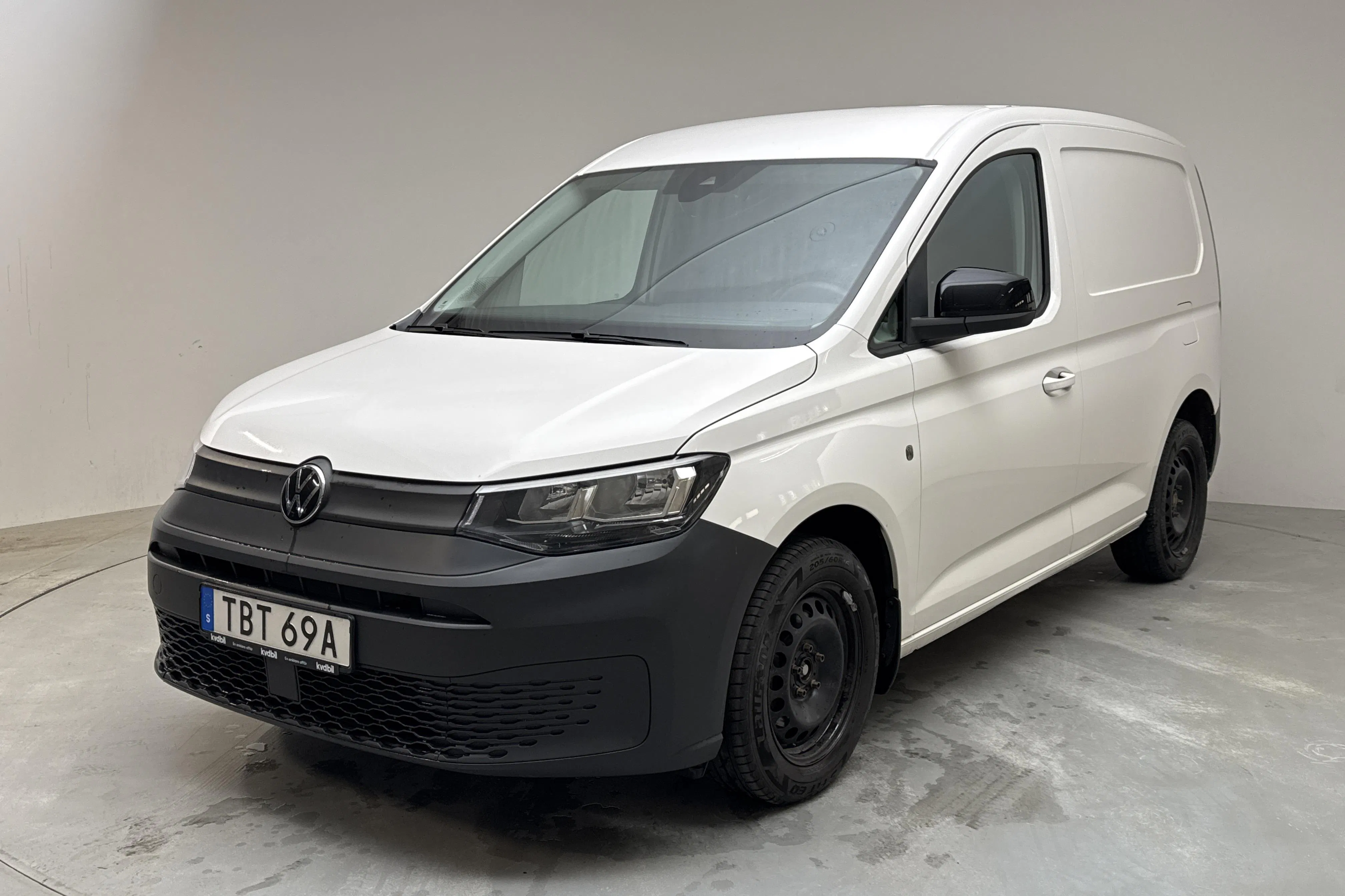 Presentation photo 1 of 12: VW Caddy Cargo 2.0 TDI Skåp (75hk) - 125 350 km - Manual - white - 2021