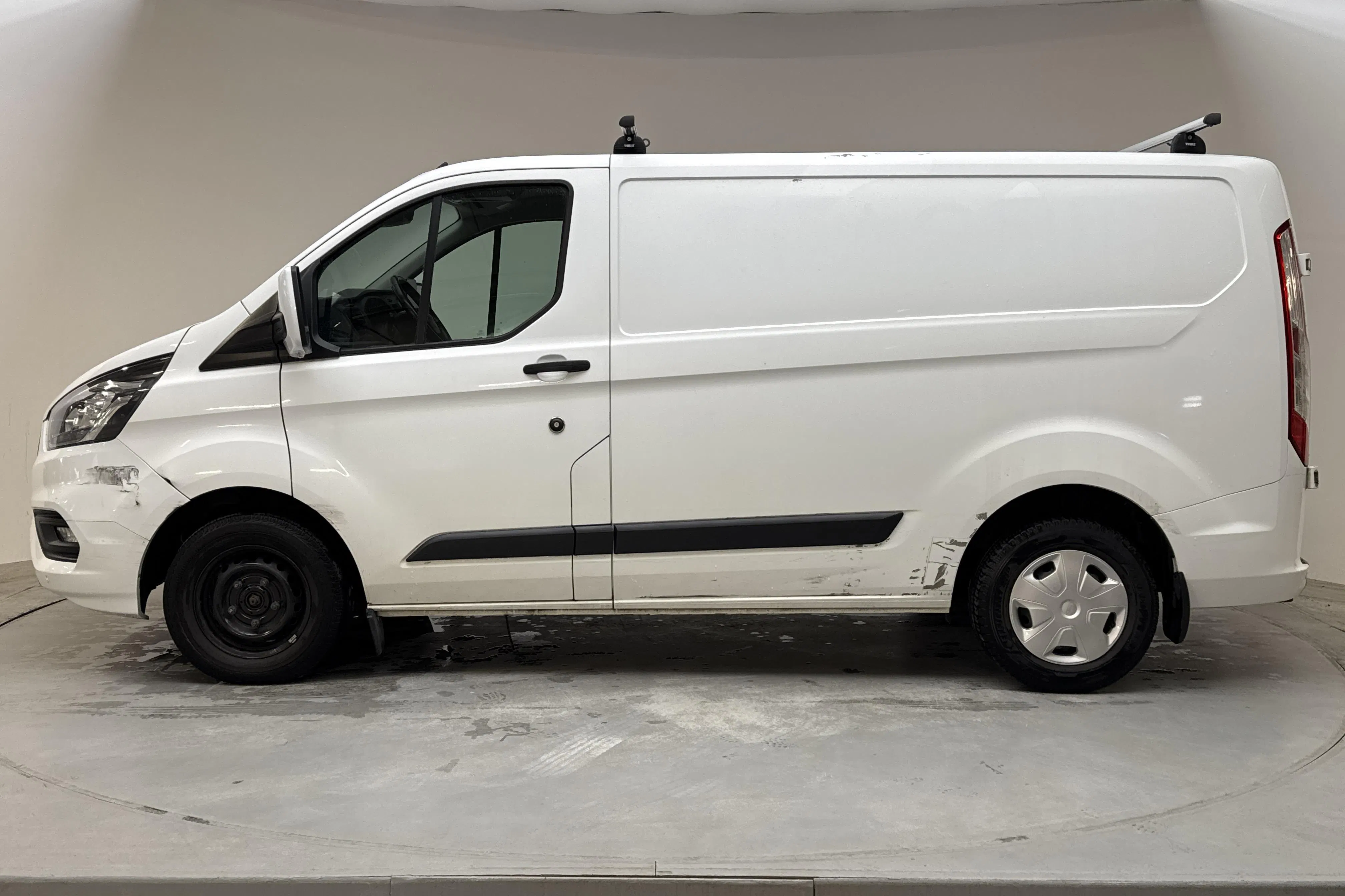 Presentation photo 2 of 14: Ford Transit Custom 280 (105hk) - 180 380 km - Manual - white - 2019