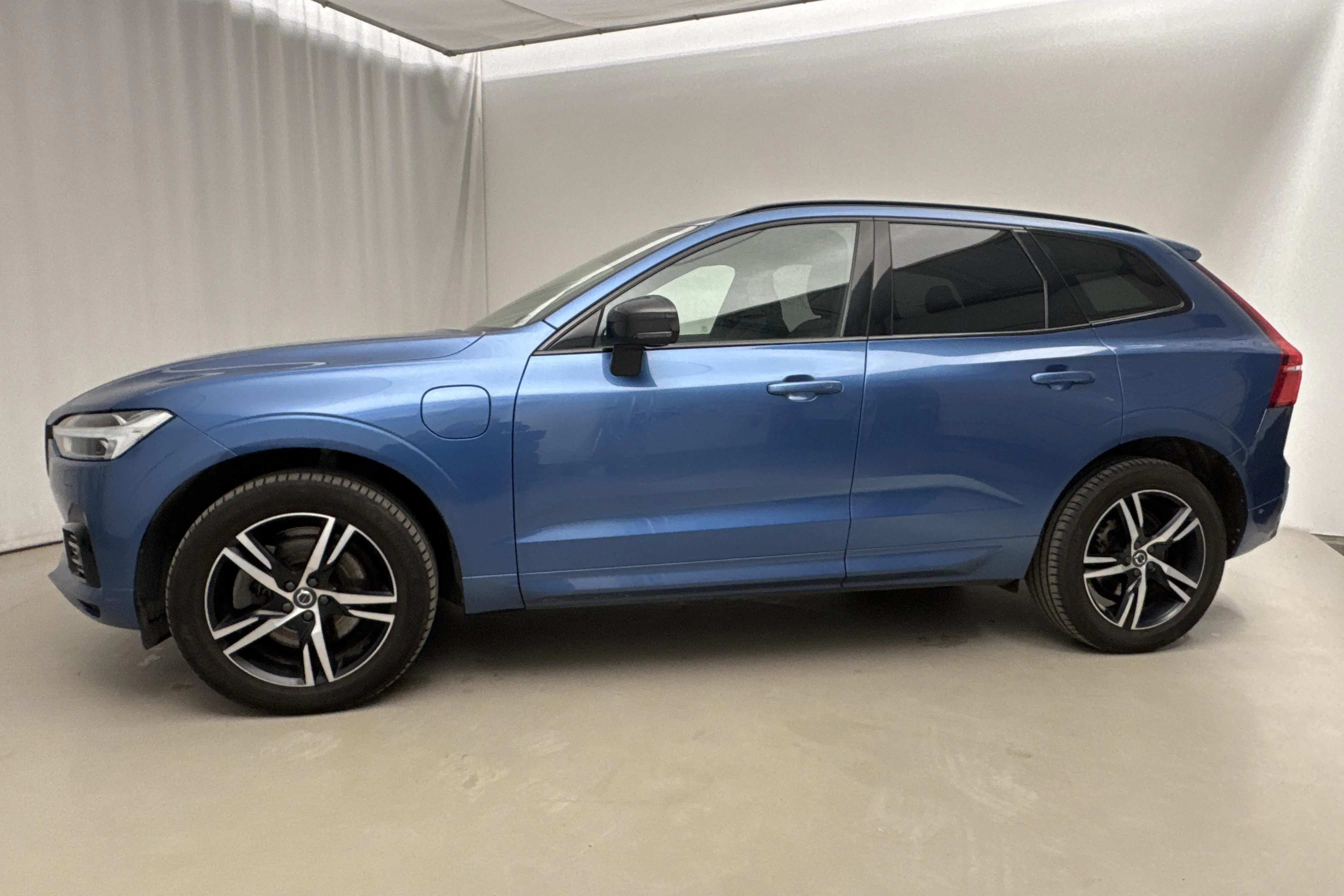 Presentation photo 2 of 27: Volvo XC60 T6 AWD Recharge (340hk) - 116 020 km - Automatic - blue - 2021