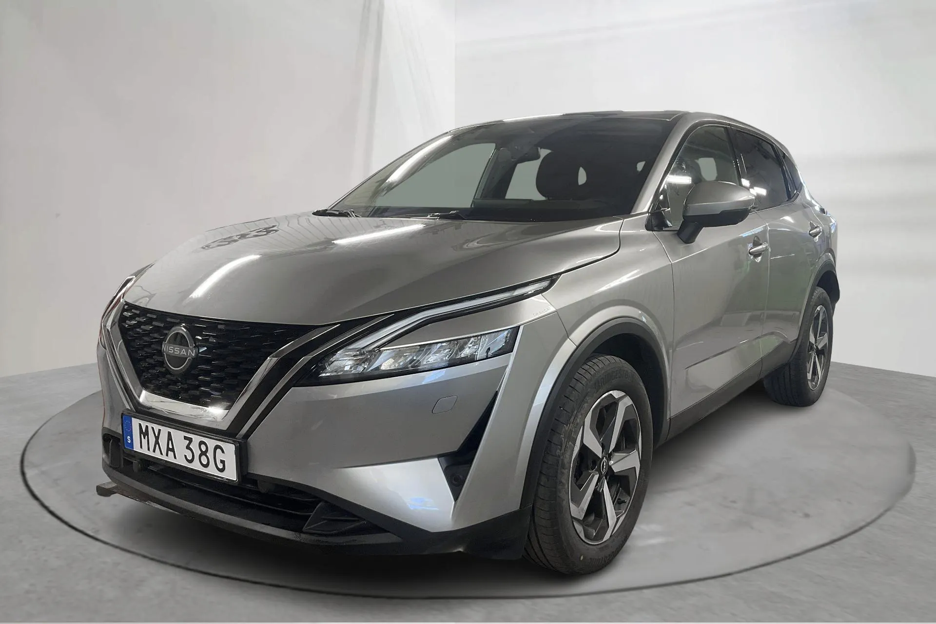 Presentationsfoto 1 av 16: Nissan Qashqai 1.3 MHEV (158hk) - 2 535 mil - Automat - silver - 2024