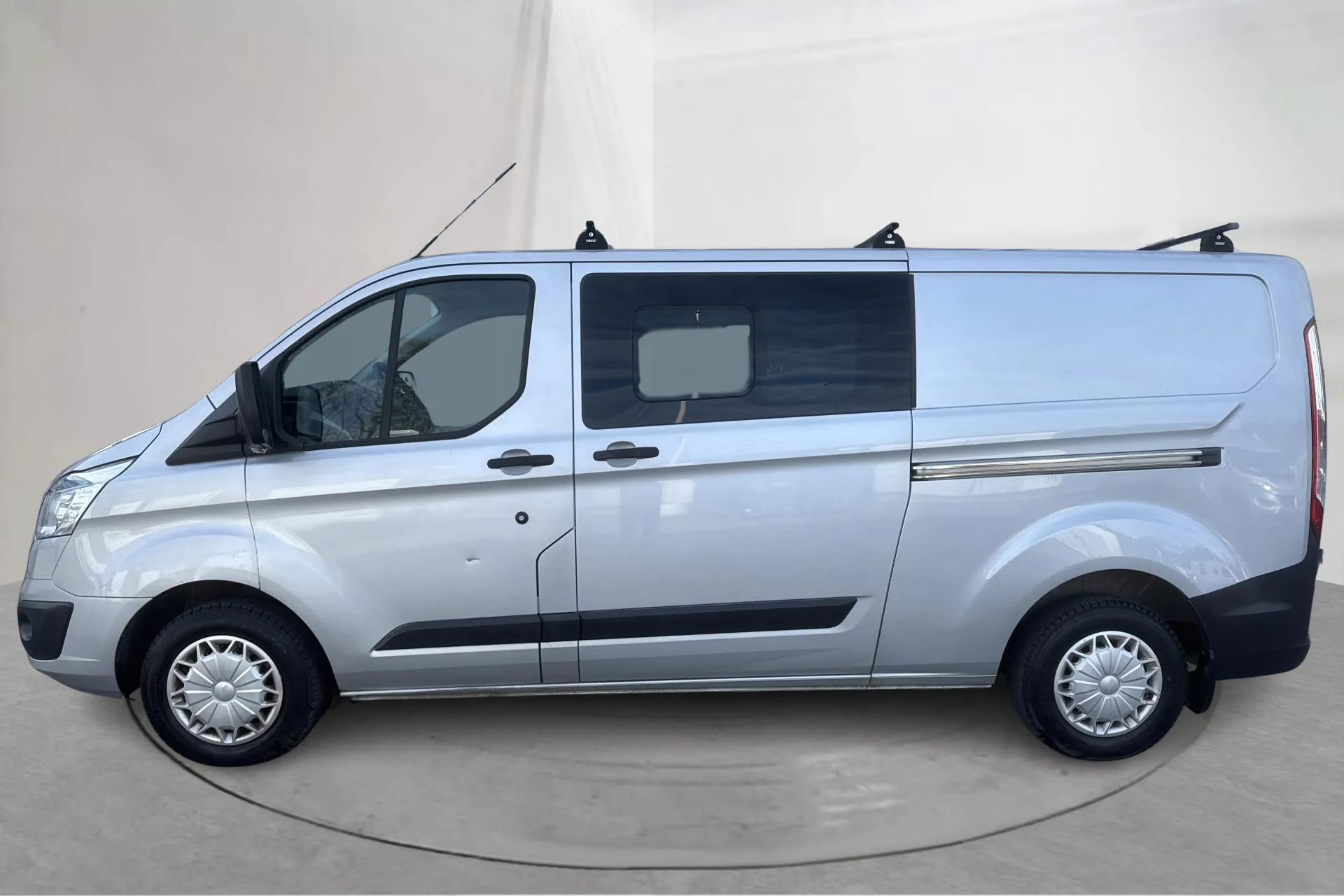 Presentation photo 2 of 14: Ford Transit Custom Kombi 310 (125hk) - 68 970 km - Manual - Light Grey - 2014