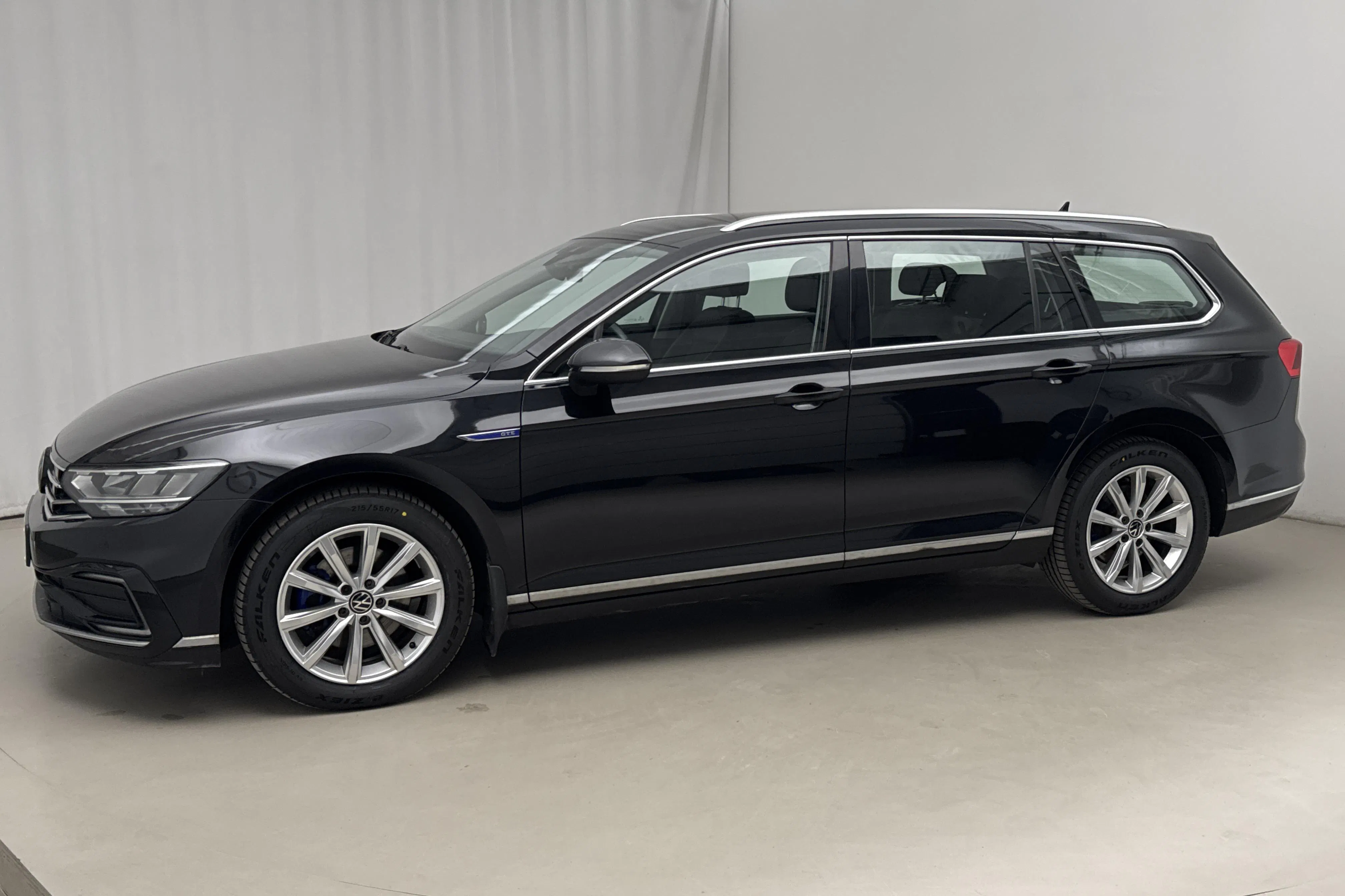 Presentation photo 2 of 20: VW Passat 1.4 GTE Sportscombi (218hk) - 108 910 km - Automatic - black - 2022