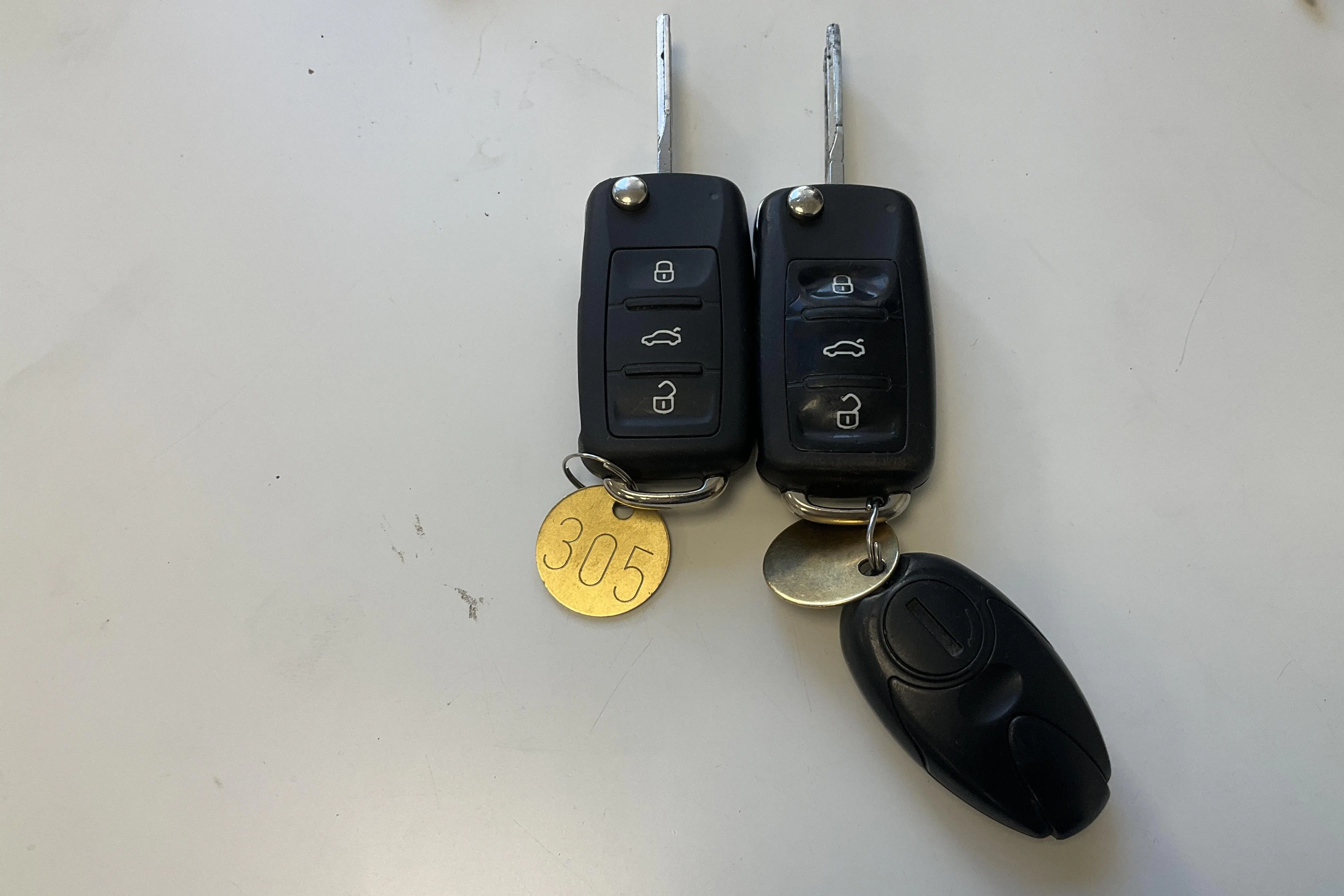 Presentation photo 15 of 15: VW Caddy 1.6 TDI Skåp (75hk) - 178 110 km - Manual - Dark Blue - 2012