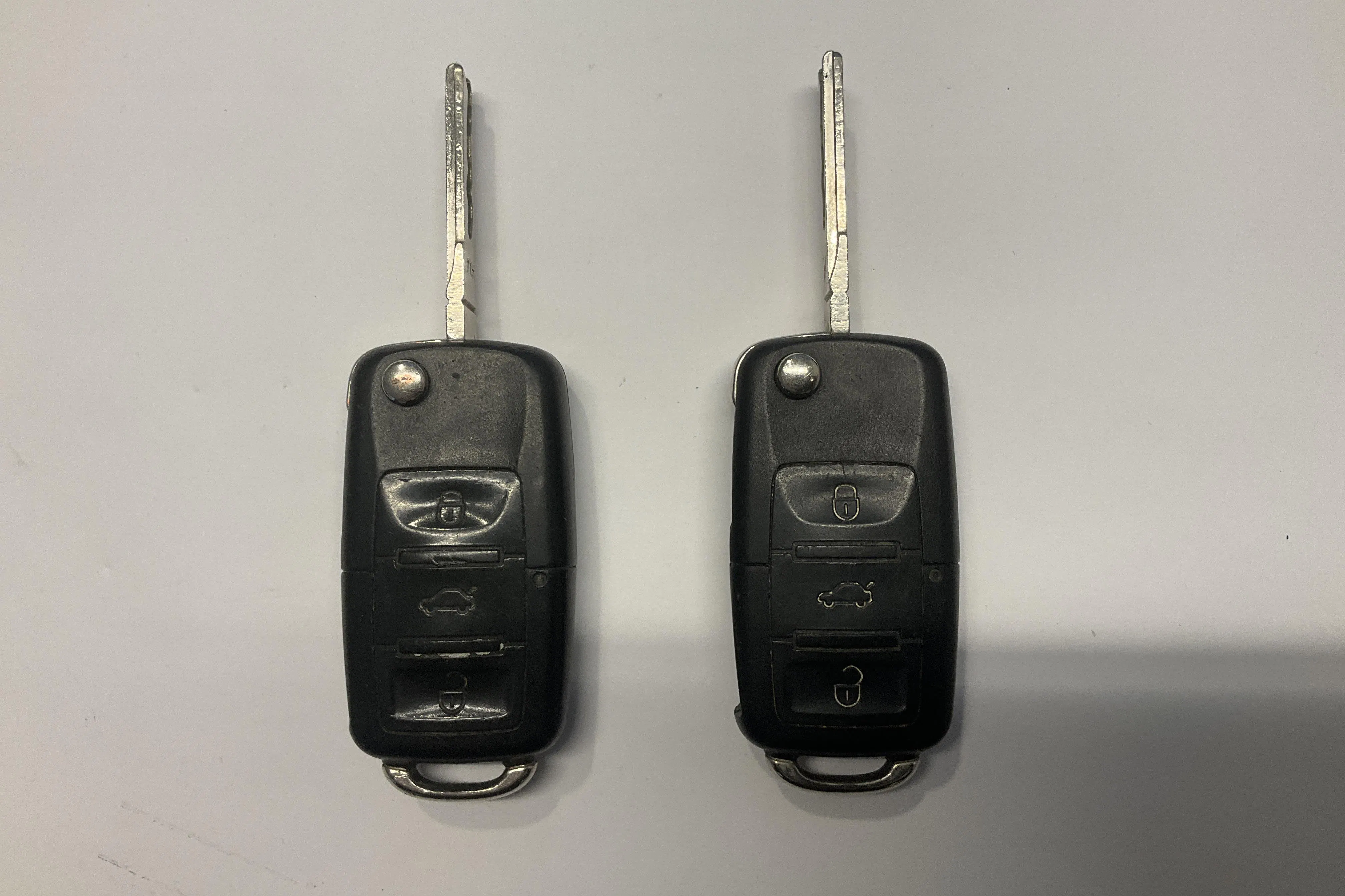 Presentationsfoto 16 av 16: VW Eos 2.0 FSI Cabriolet (150hk) - 13 554 mil - Manuell - röd - 2007