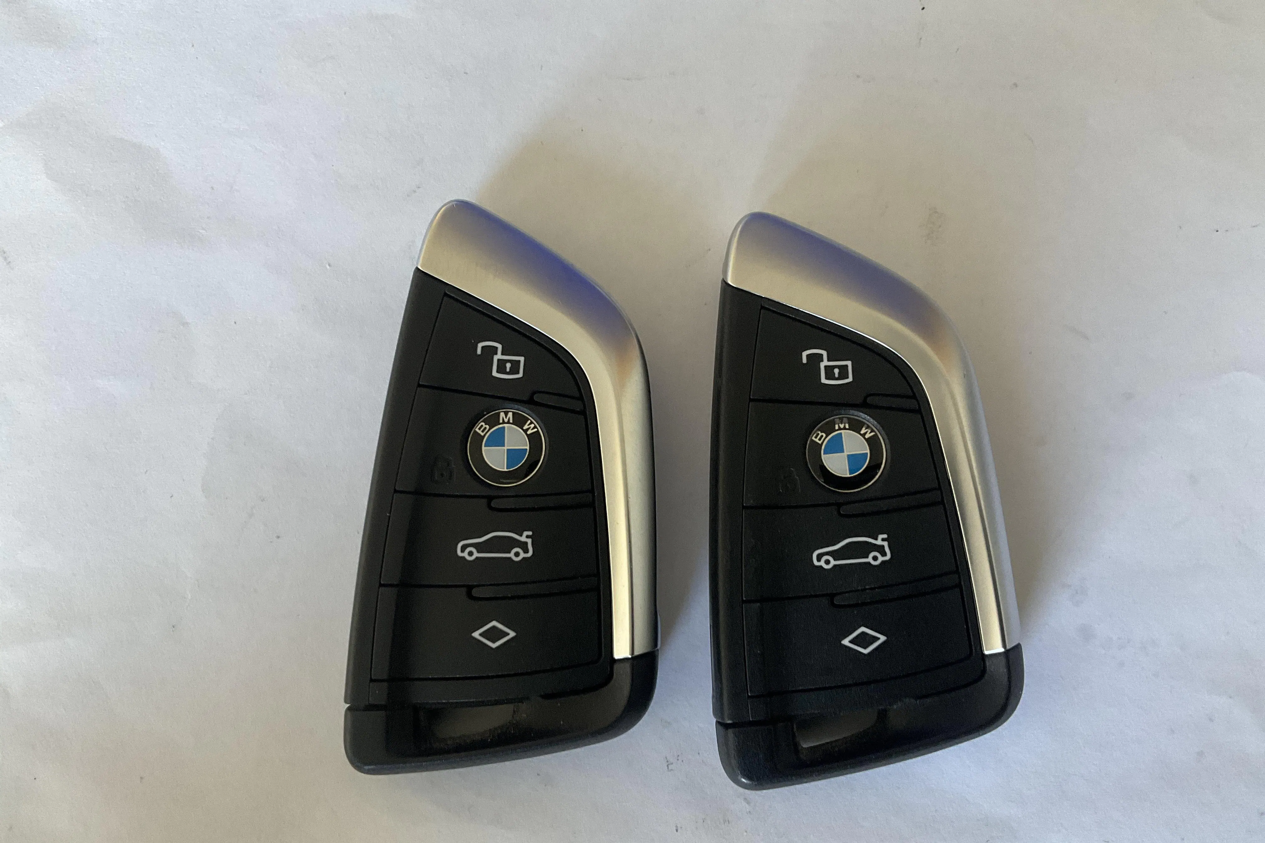 Presentationsfoto 17 av 17: BMW 330e sDrive Touring LCI, G21 (292hk) - 6 998 mil - Automat - blå - 2023