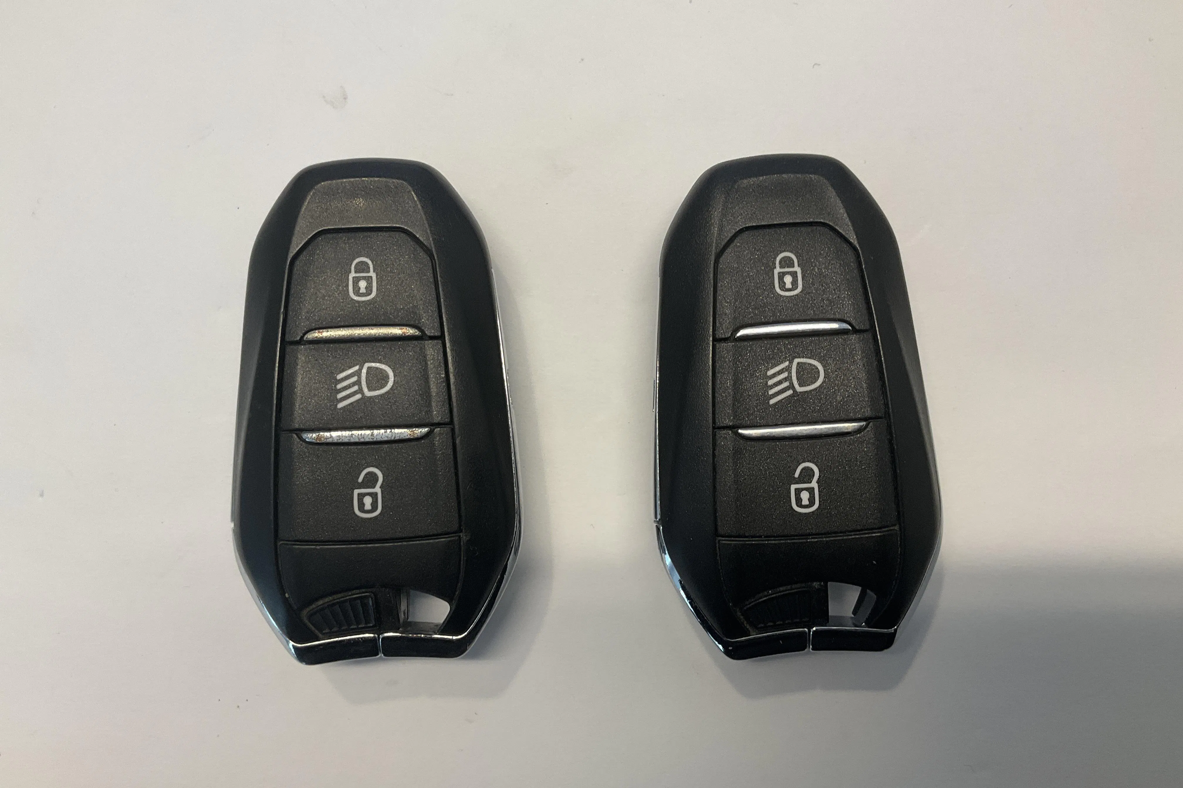 Presentation photo 16 of 16: Peugeot 5008 1.6 BlueHDi (120hk) - 102 070 km - Automatic - 2018