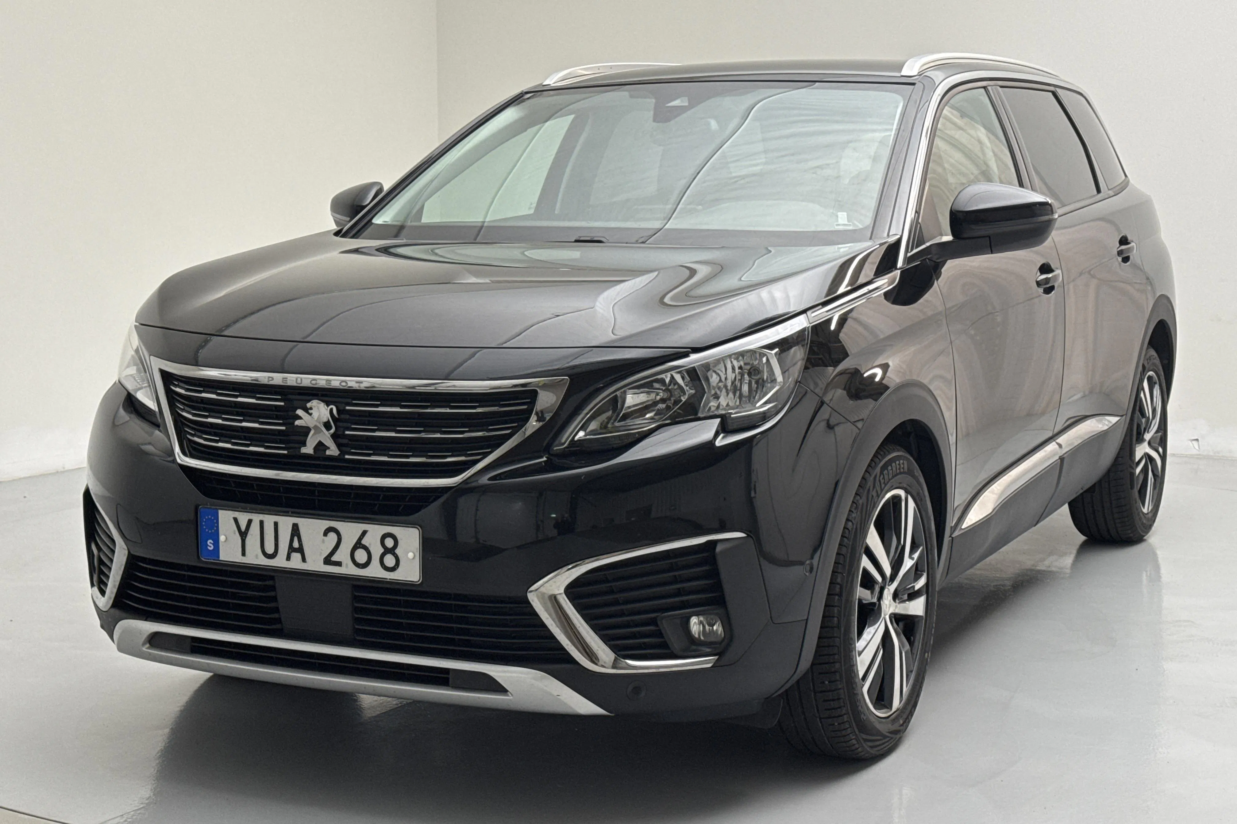 Presentation photo 1 of 16: Peugeot 5008 1.6 BlueHDi (120hk) - 102 070 km - Automatic - 2018