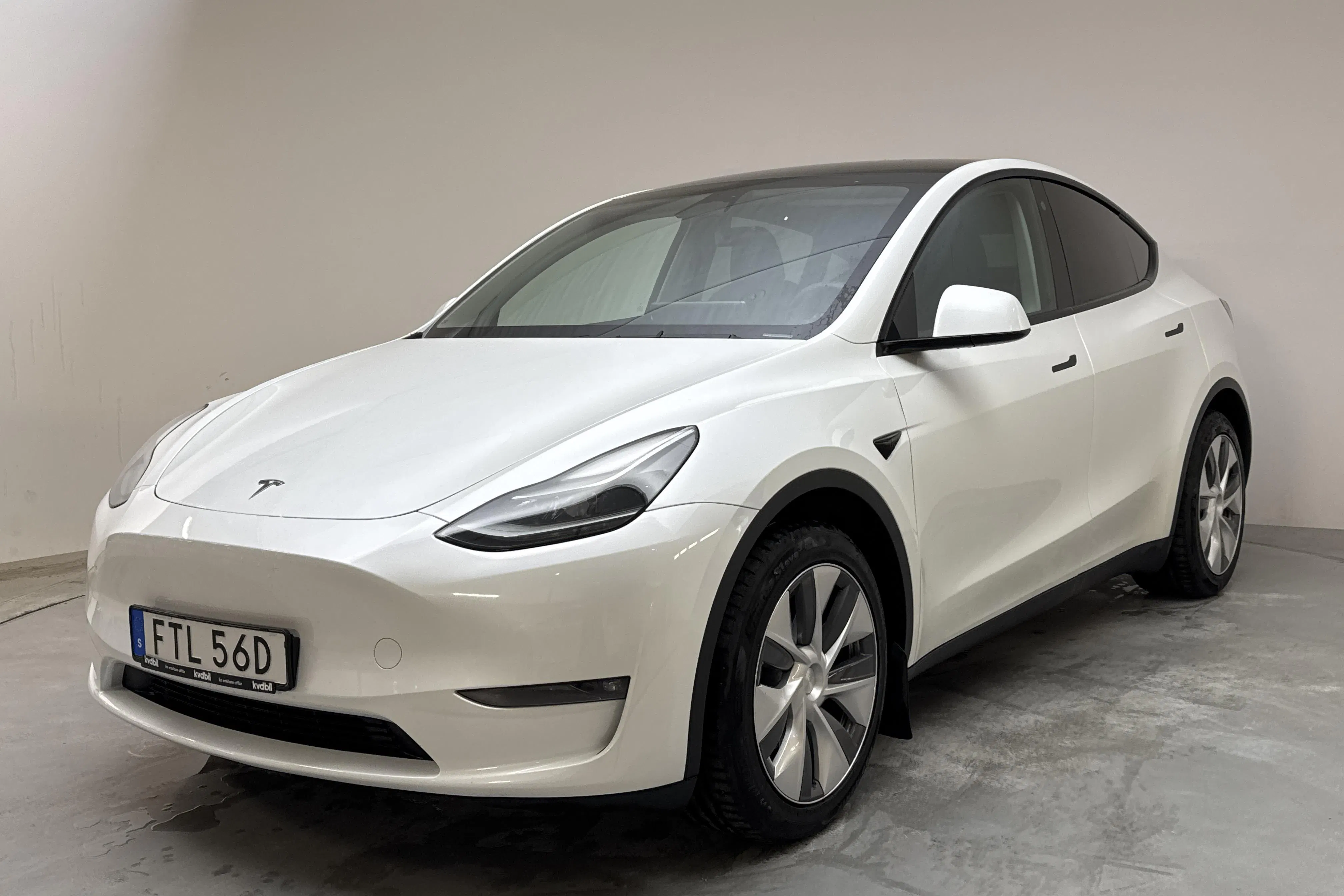 Tesla Model Y Long Range Dual Motor AWD