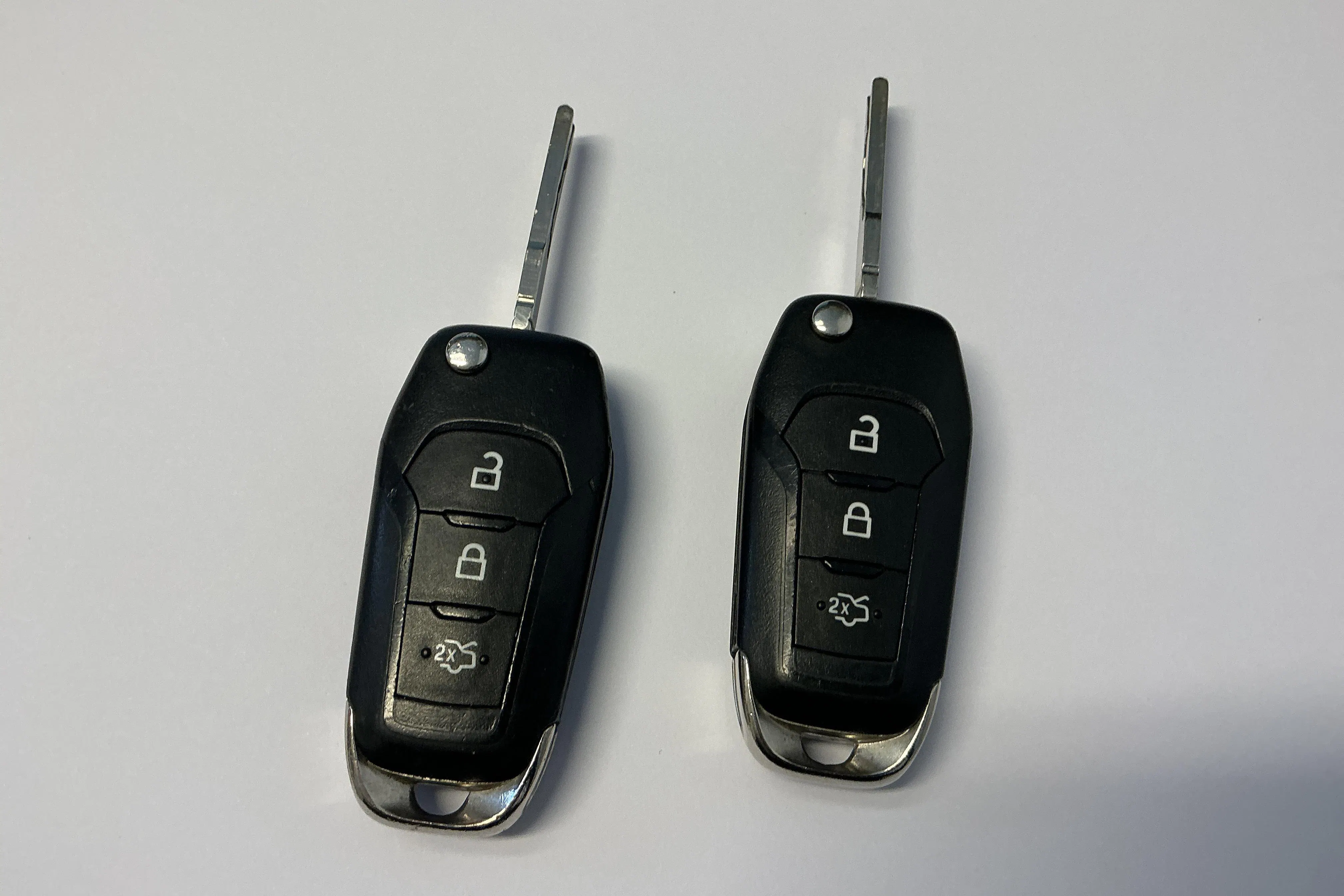 Presentation photo 15 of 15: Ford Fiesta 1.0T EcoBoost 5dr (100hk) - 77 020 km - Manual - red - 2019