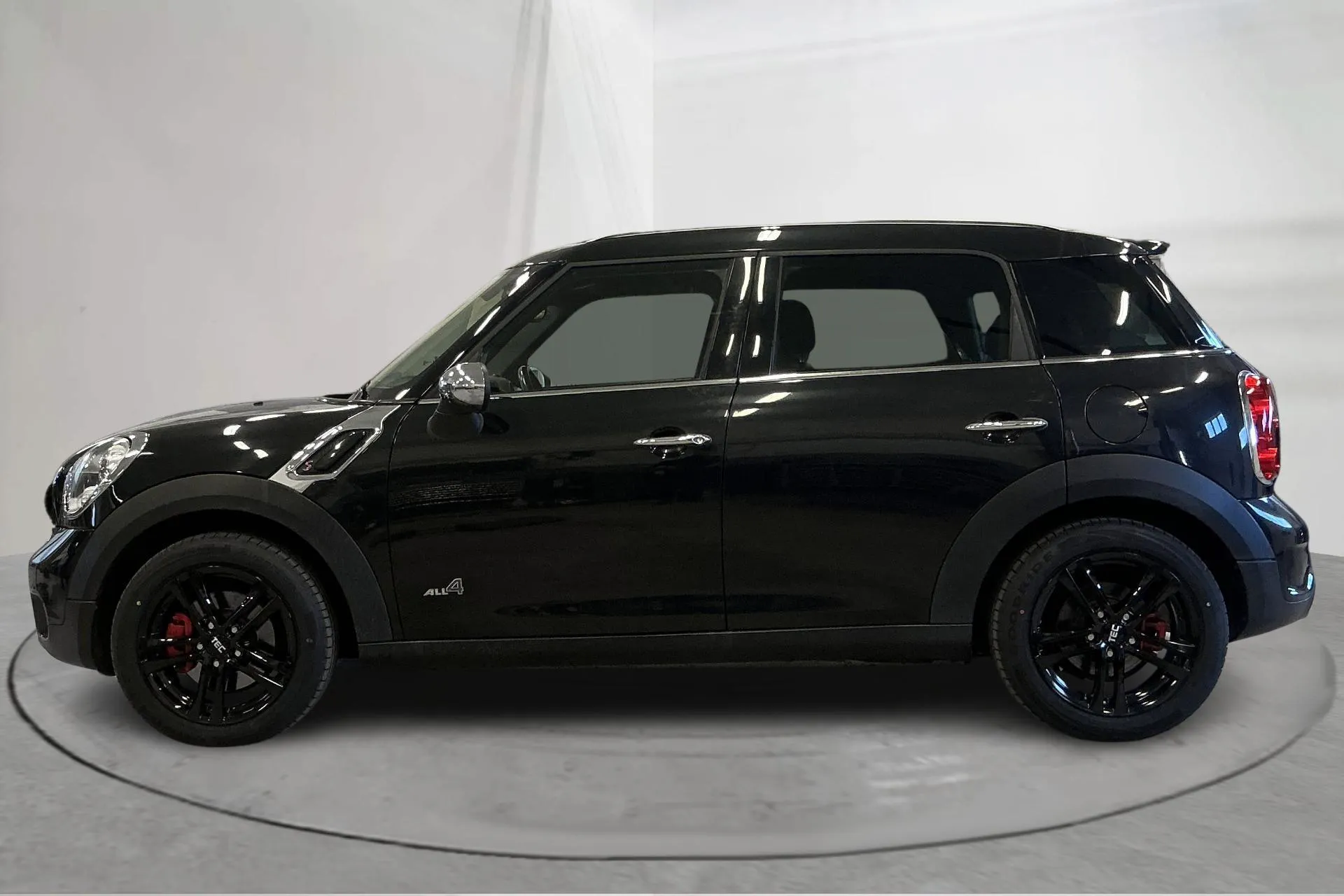 Presentationsfoto 2 av 15: MINI Cooper S ALL4 Countryman (184hk) - 16 558 mil - Automat - svart - 2011