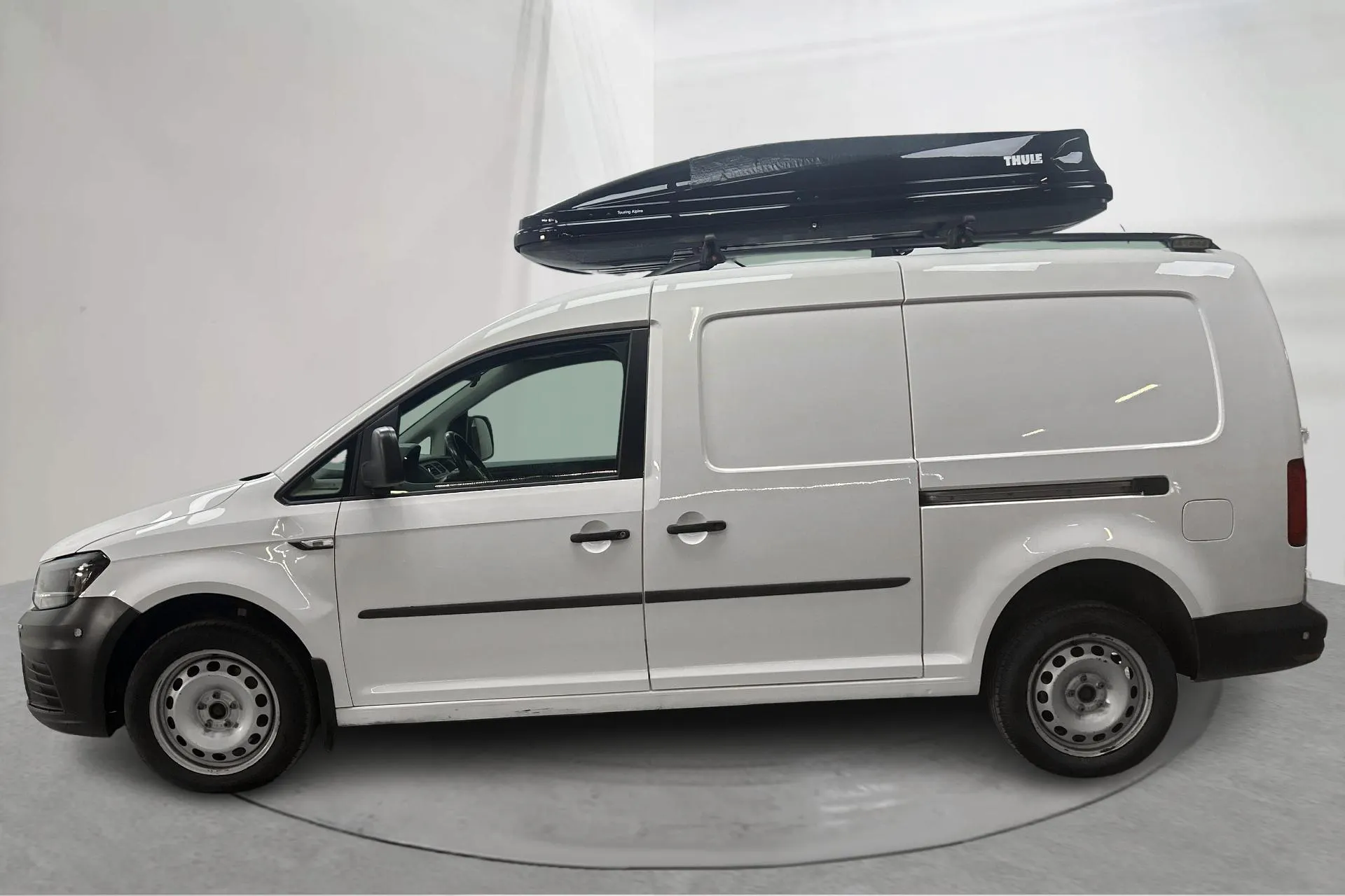 Presentation photo 2 of 16: VW Caddy 2.0 TDI Maxi Skåp 4MOTION (150hk) - 115 250 km - Automatic - white - 2016