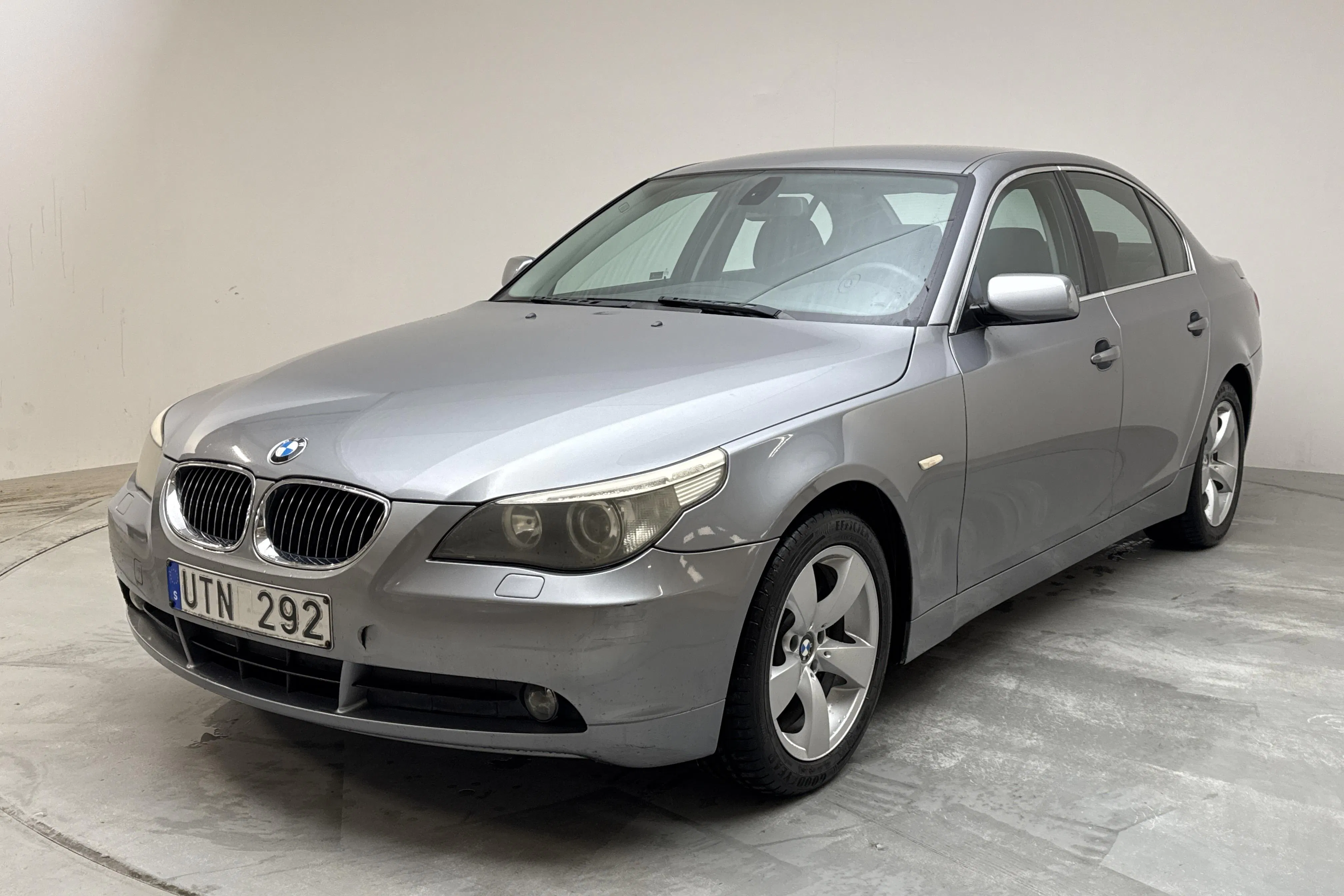 BMW 520i Sedan, E60 (170hk)