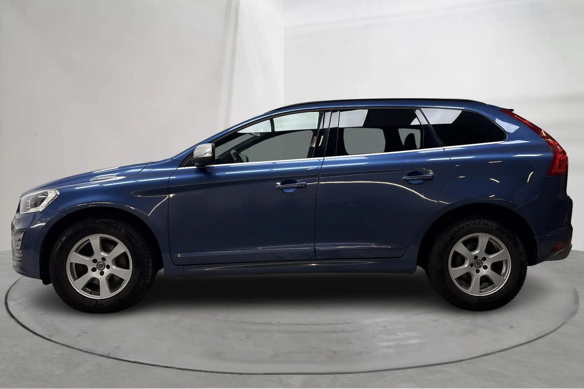 Presentation photo 2 of 20: Volvo XC60 D4 AWD (190hk) - 238 340 km - Automatic - blue - 2017