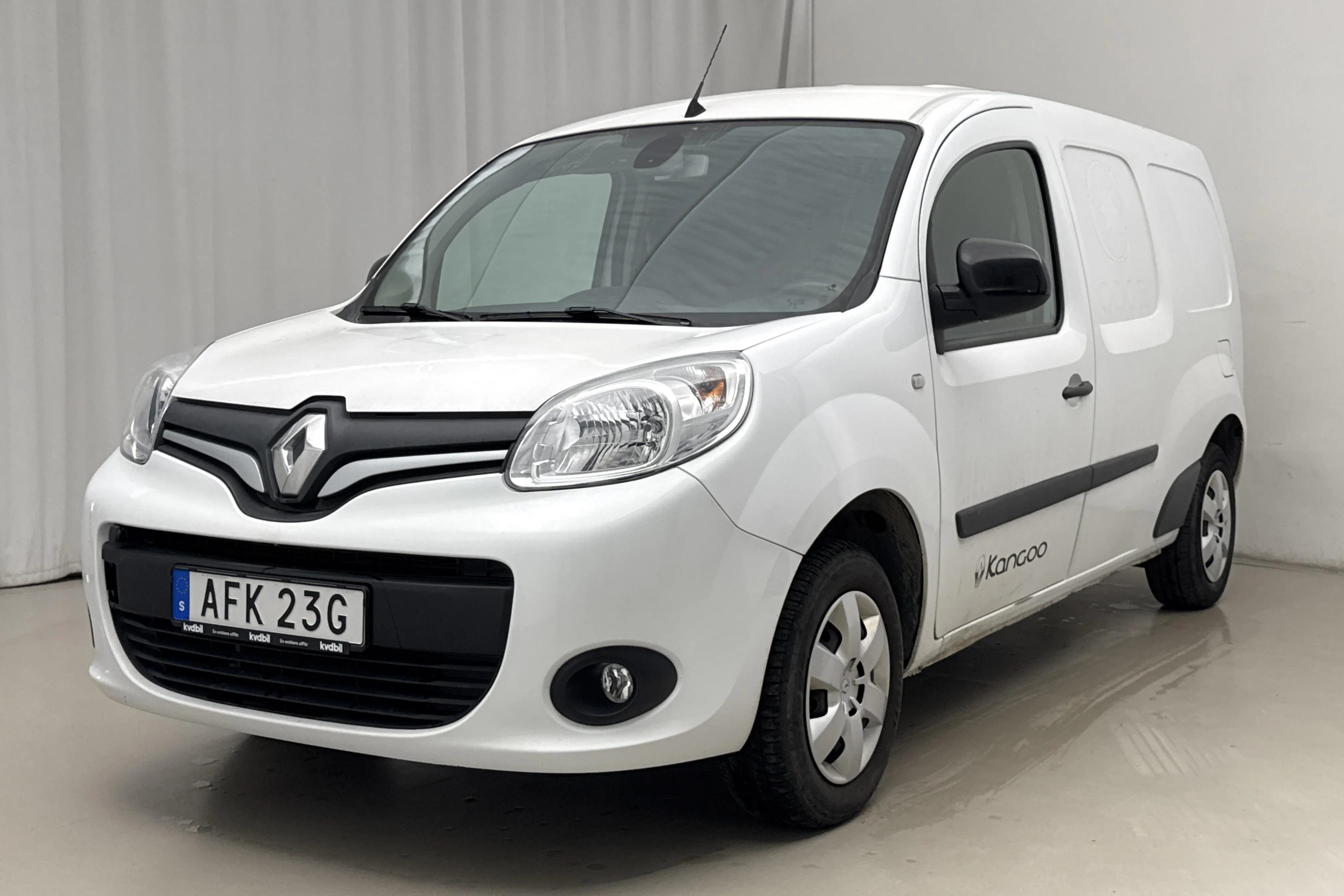 Presentation photo 1 of 20: Renault Kangoo 1.5 dCi Maxi Skåp (95hk) - 50 610 km - Manual - white - 2020