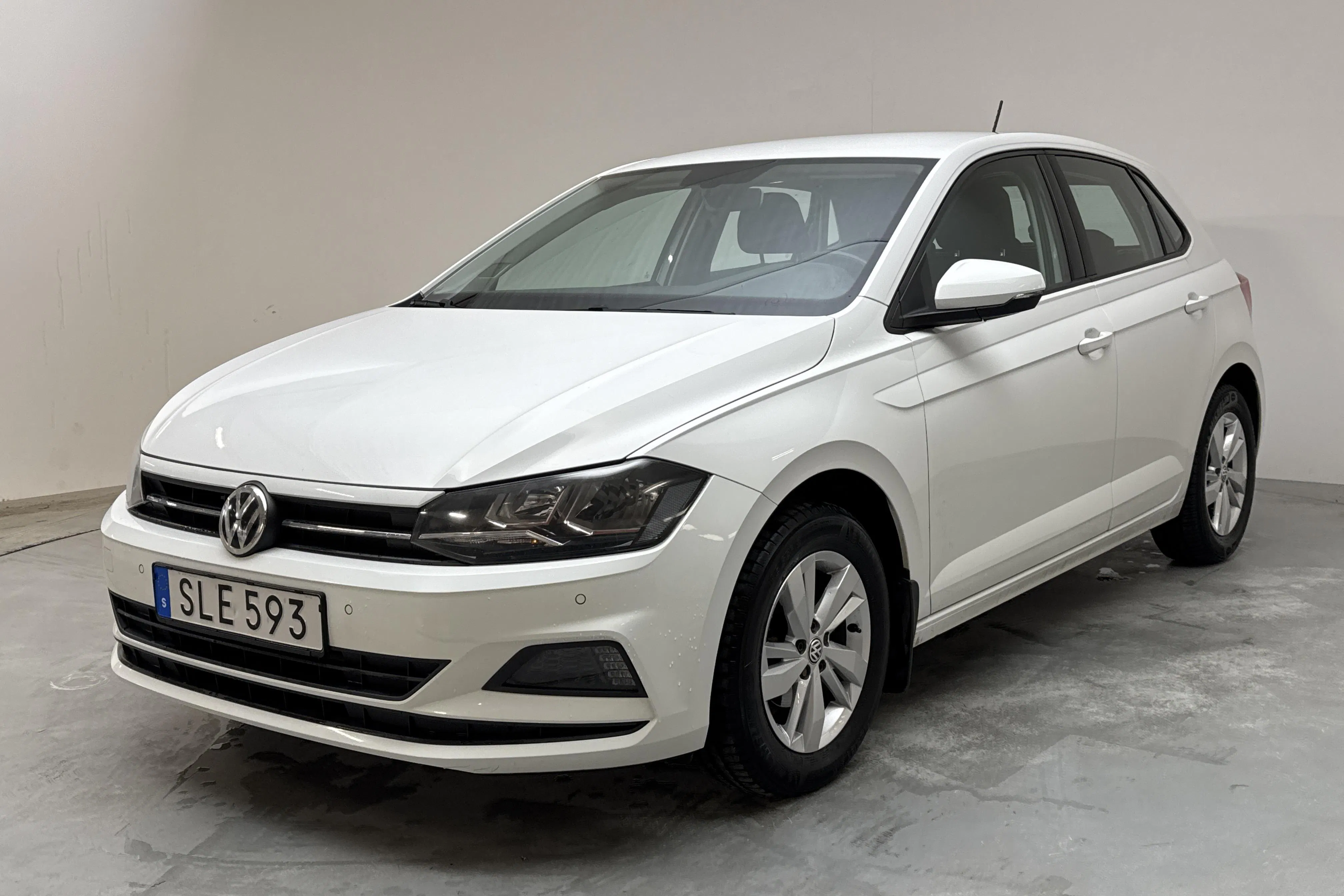 Presentationsfoto 1 av 12: VW Polo 1.0 TSI 5dr (95hk) - 9 103 mil - Manuell - vit - 2018