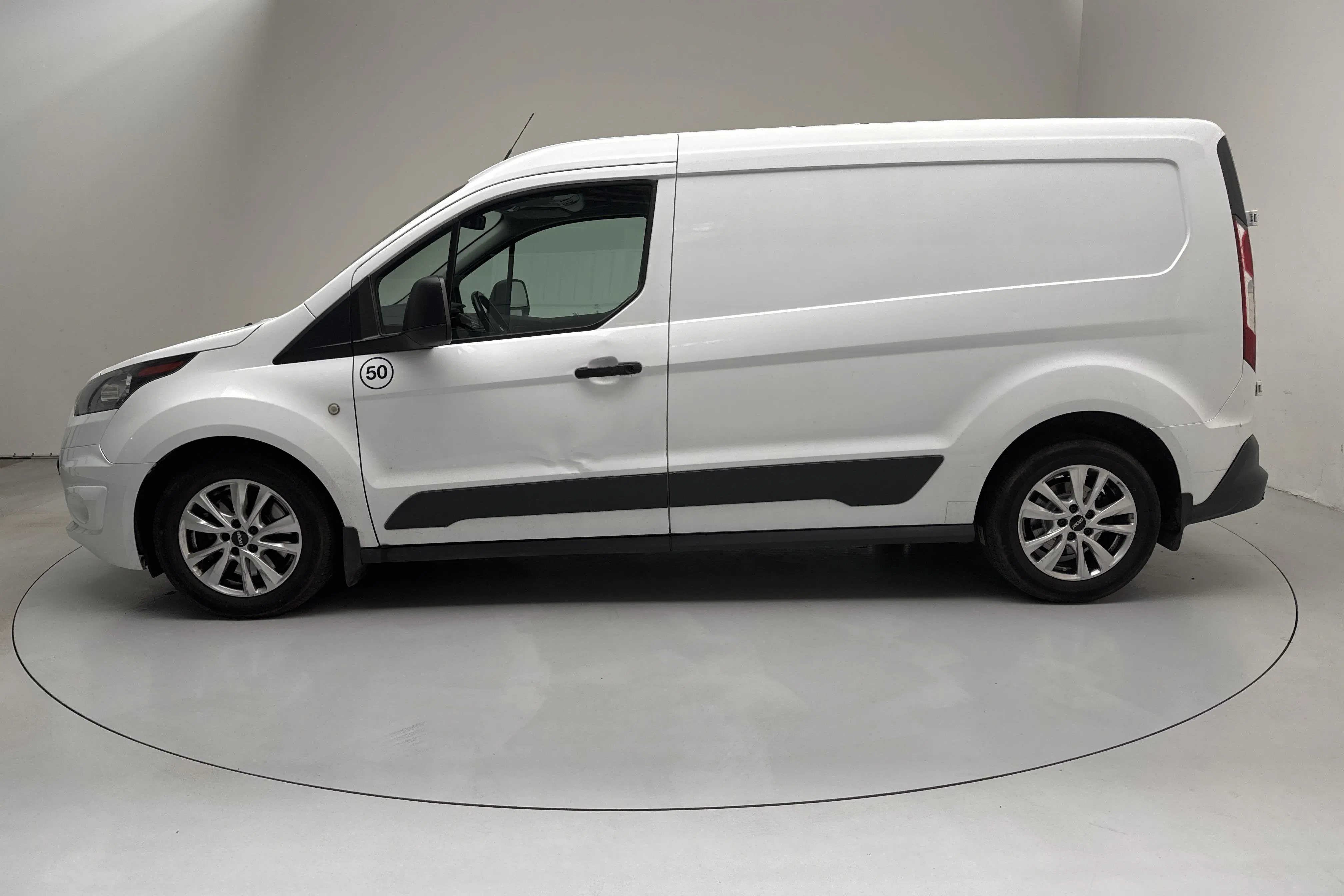 Presentationsfoto 2 av 15: Ford Transit Connect 1.5 TDCi (100hk) - 19 383 mil - Manuell - vit - 2018
