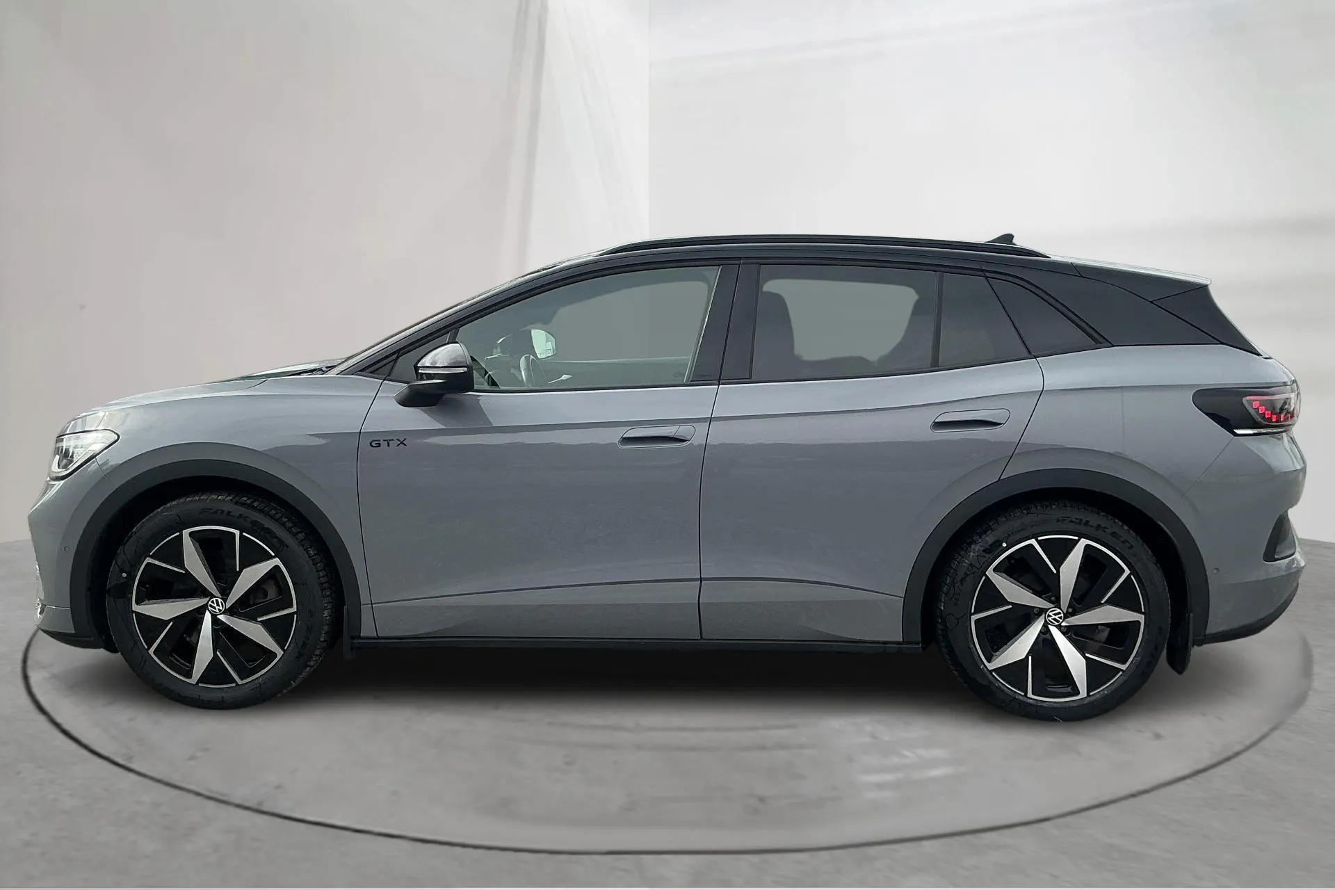 Presentationsfoto 2 av 14: VW ID.4 GTX 77kWh AWD (299hk) - 5 785 mil - Automat - grå - 2023
