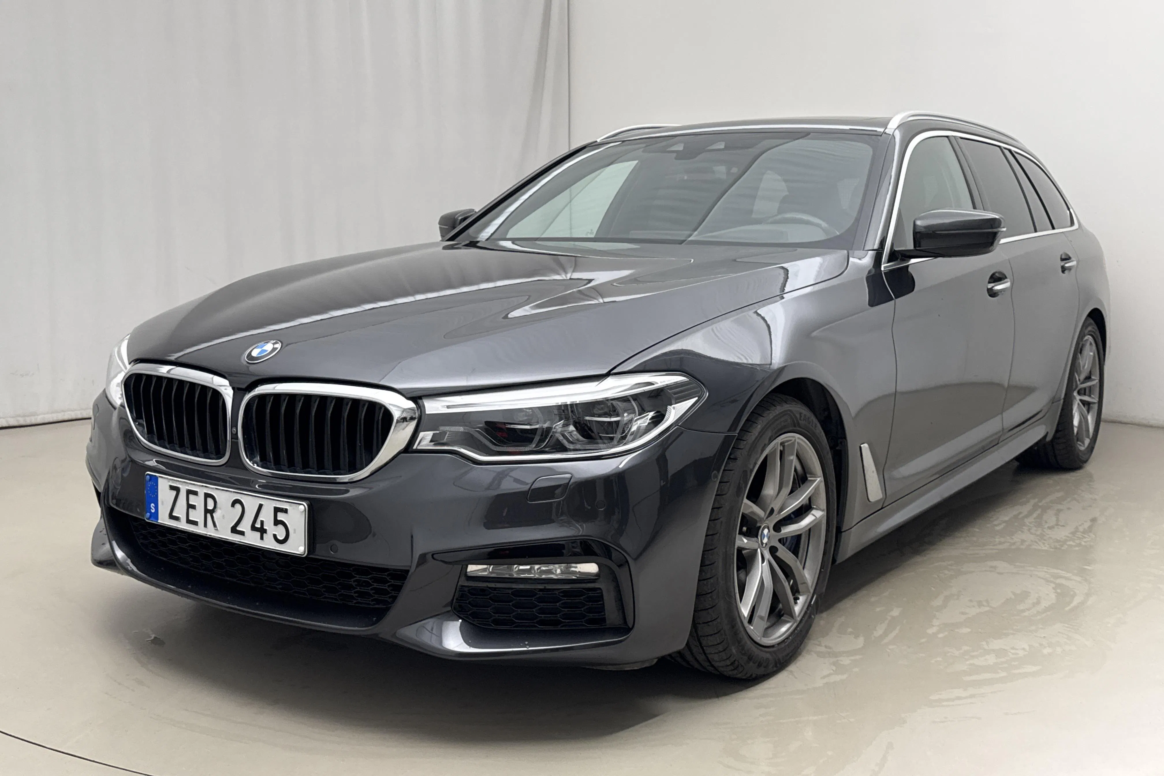 BMW 540i xDrive Touring, G31 (340hk)