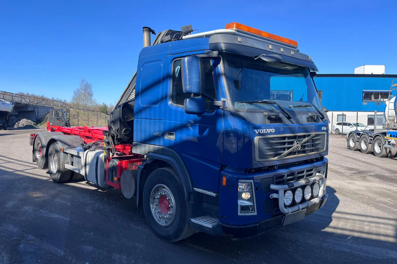 Presentation photo 2 of 103: VOLVO FM400 - 5 742 510 km - Manual - blue - 2006